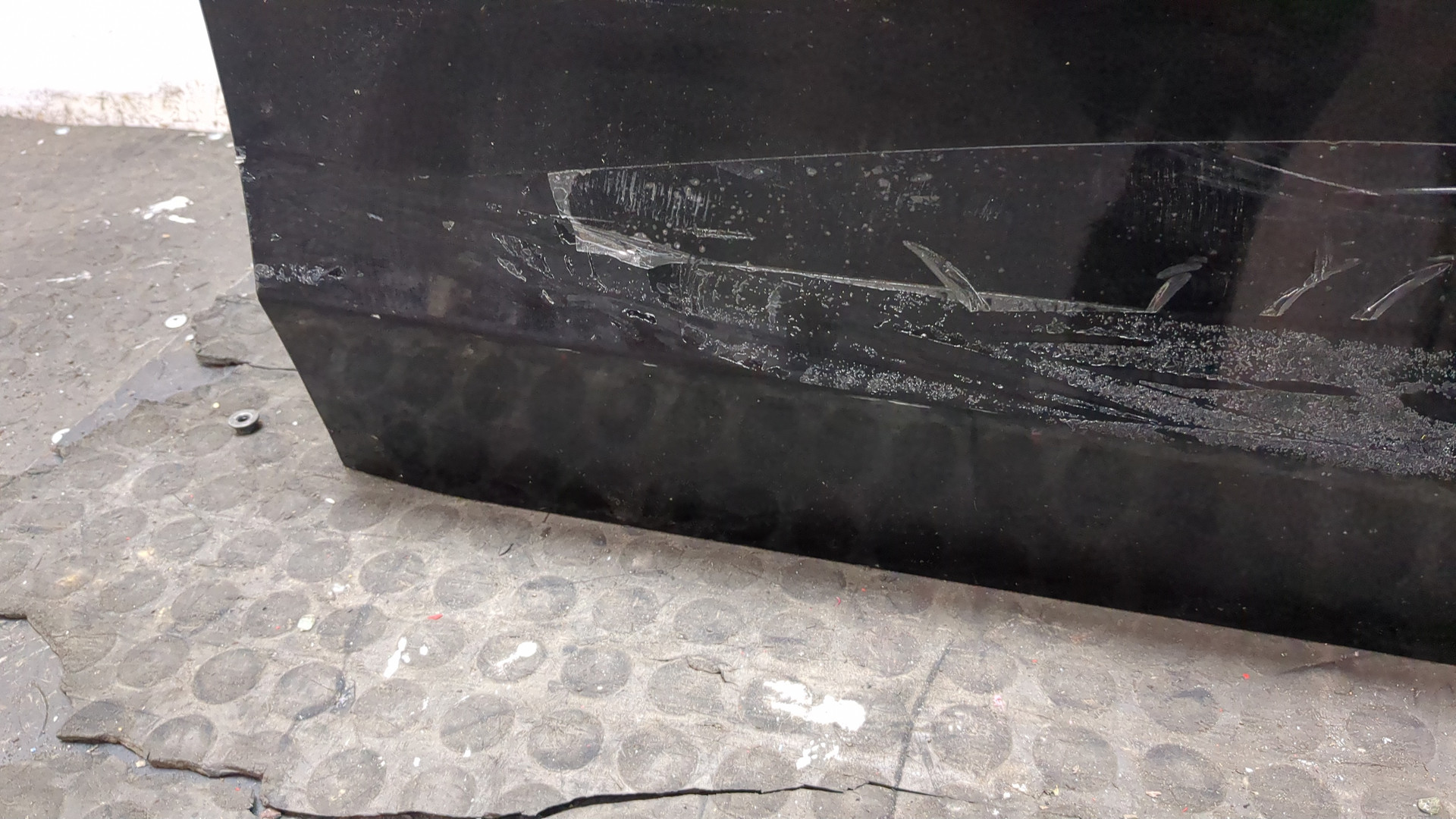 Дверь передняя правая