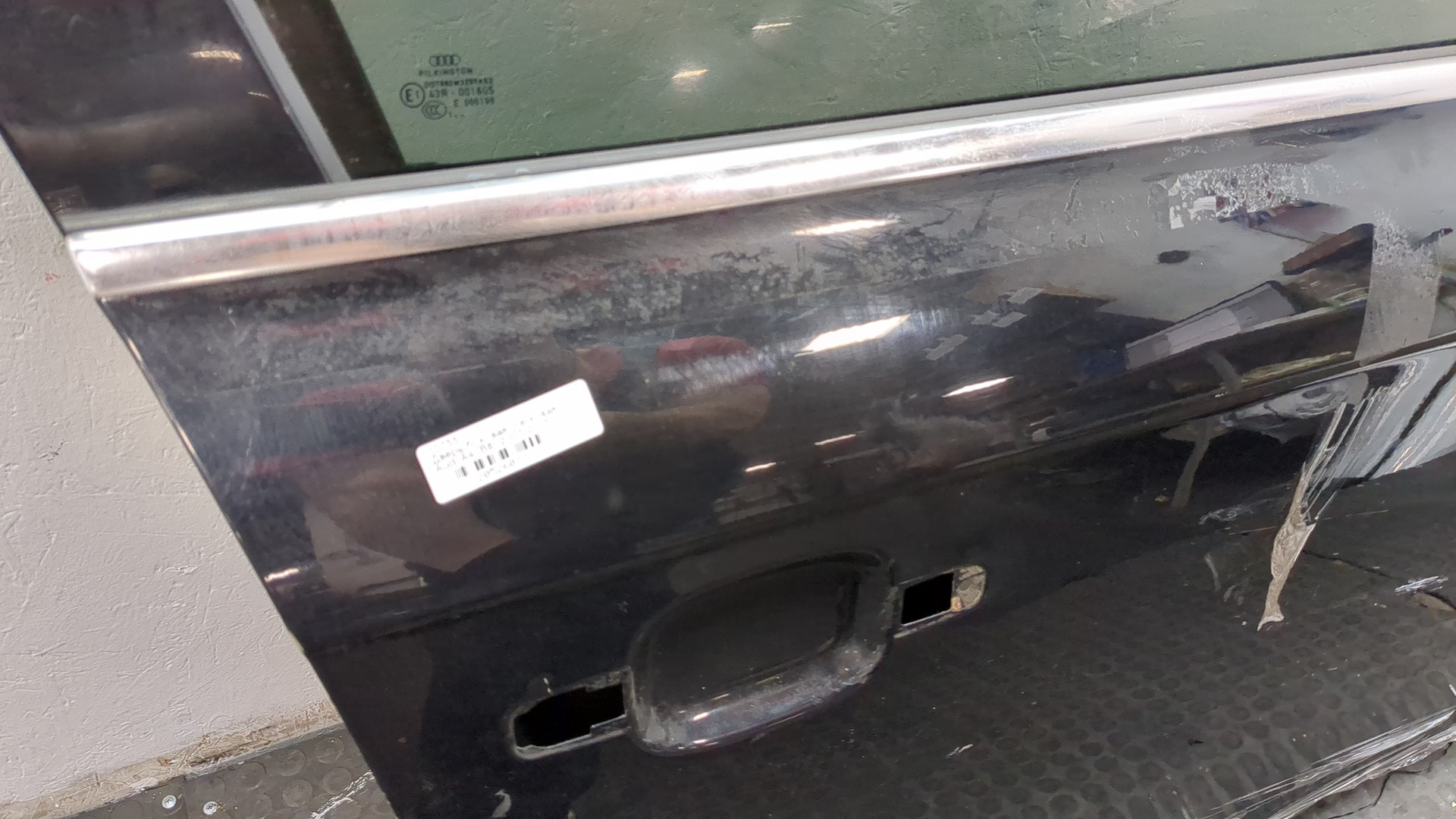 Дверь передняя правая