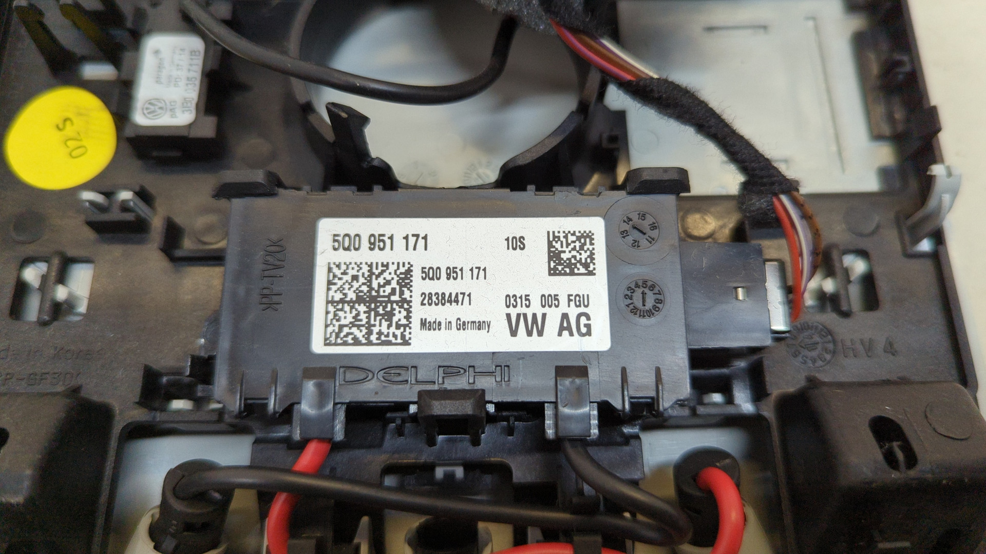 Плафон салонный