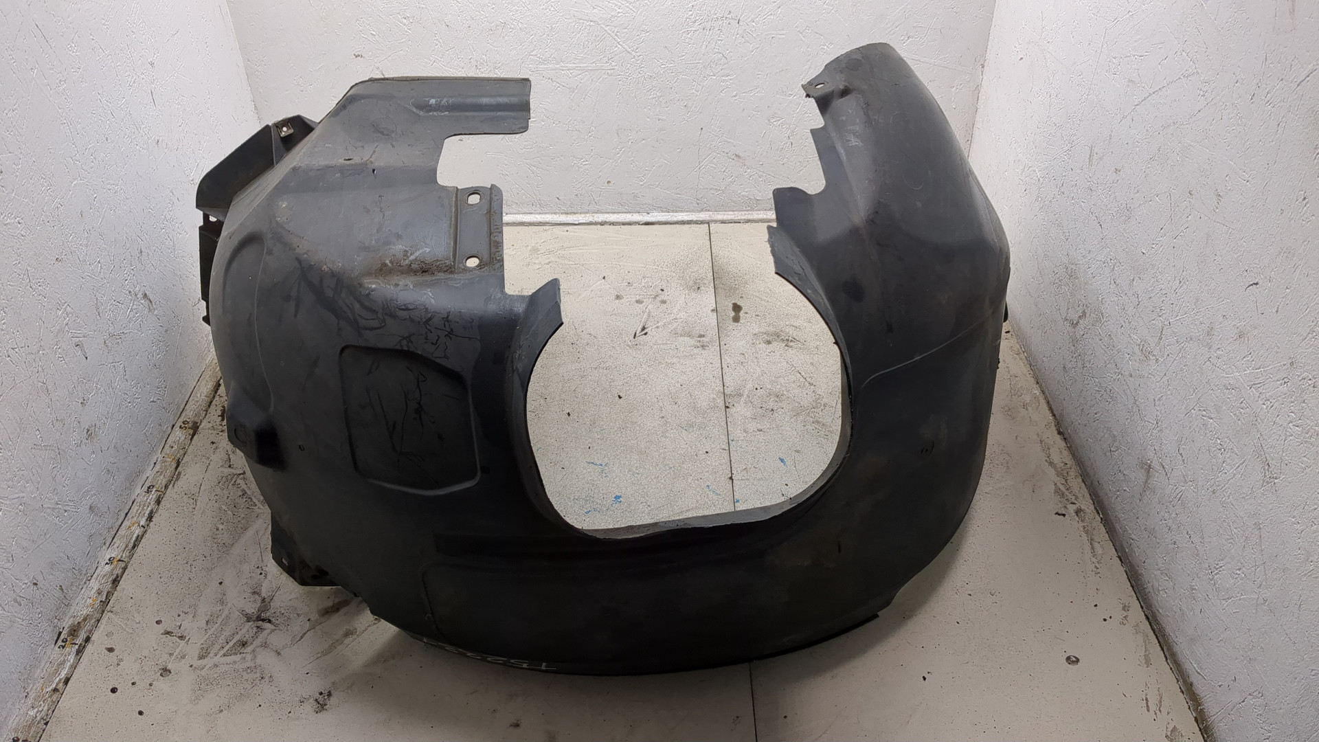 Локер передний левый