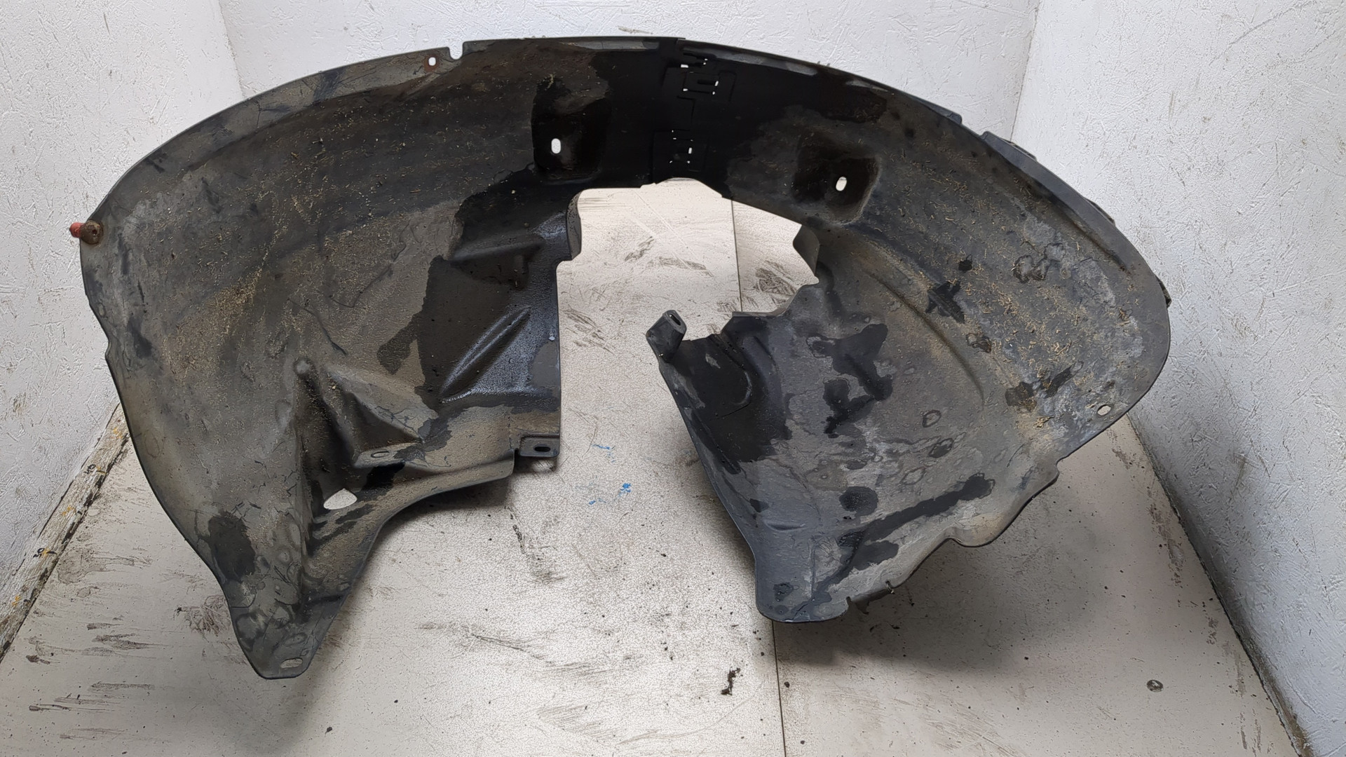 Локер передний левый