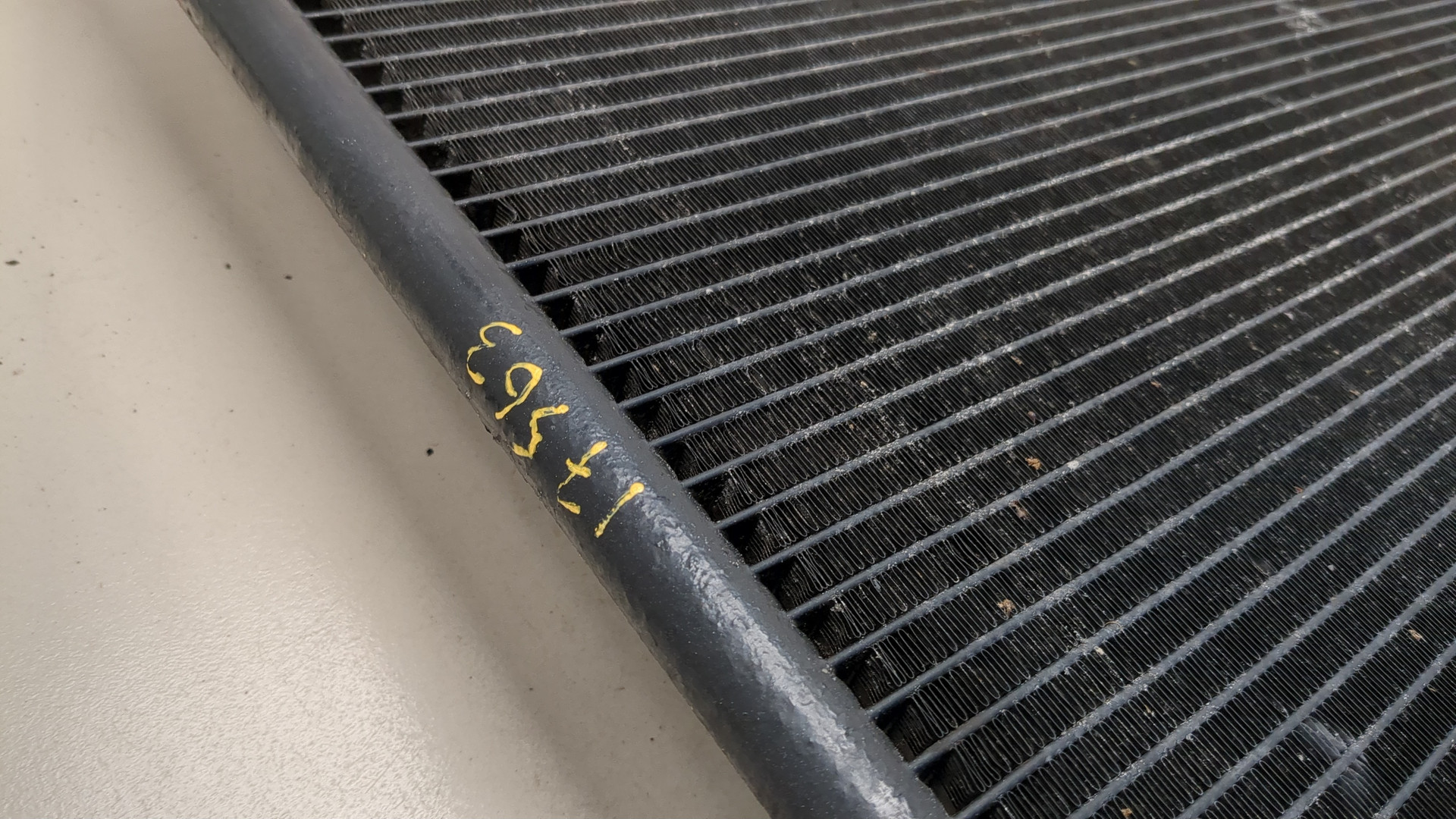 Радиатор кондиционера / конденсер