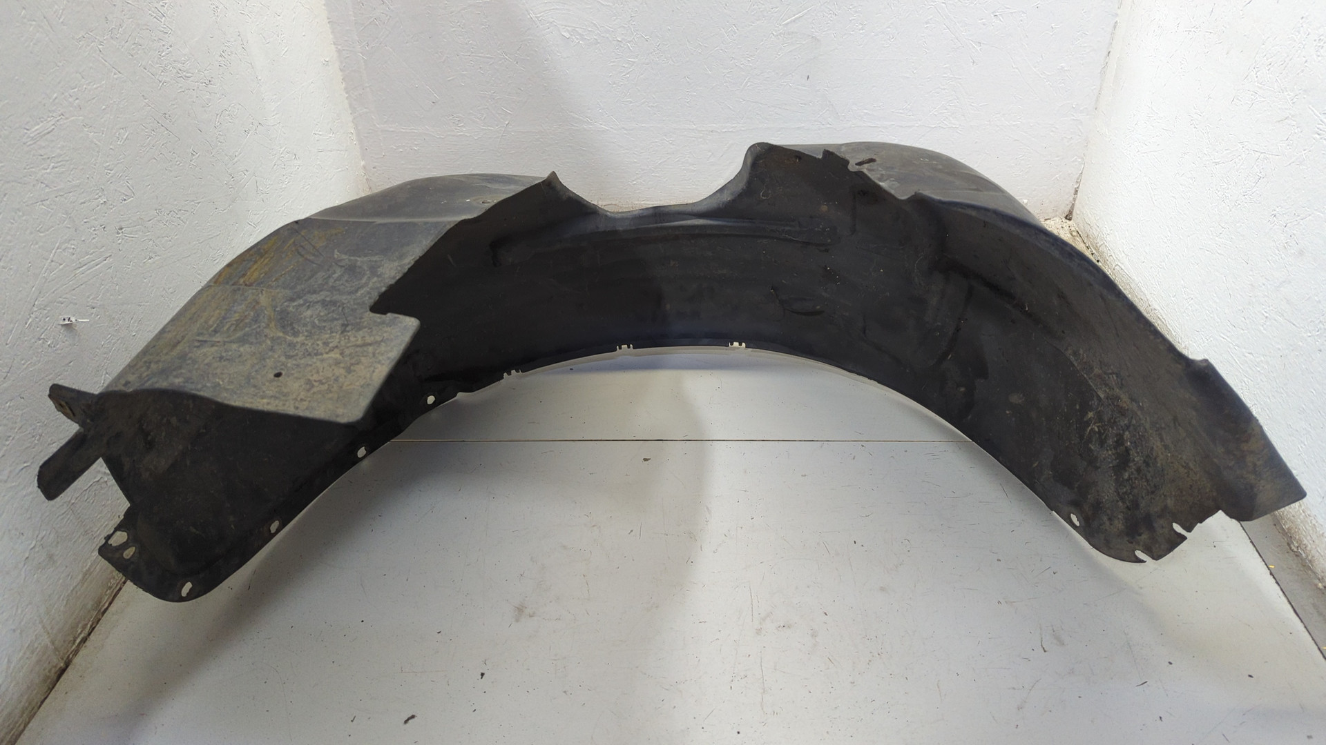 Локер передний правый