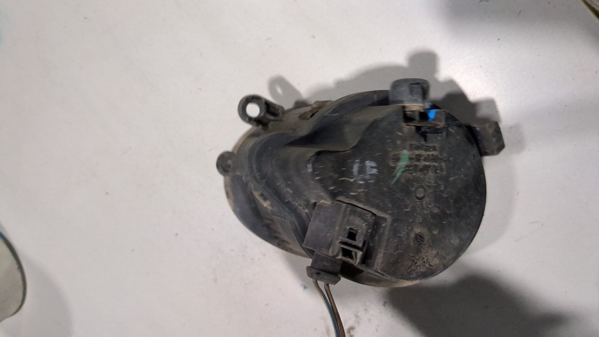 Фара противотуманная правая