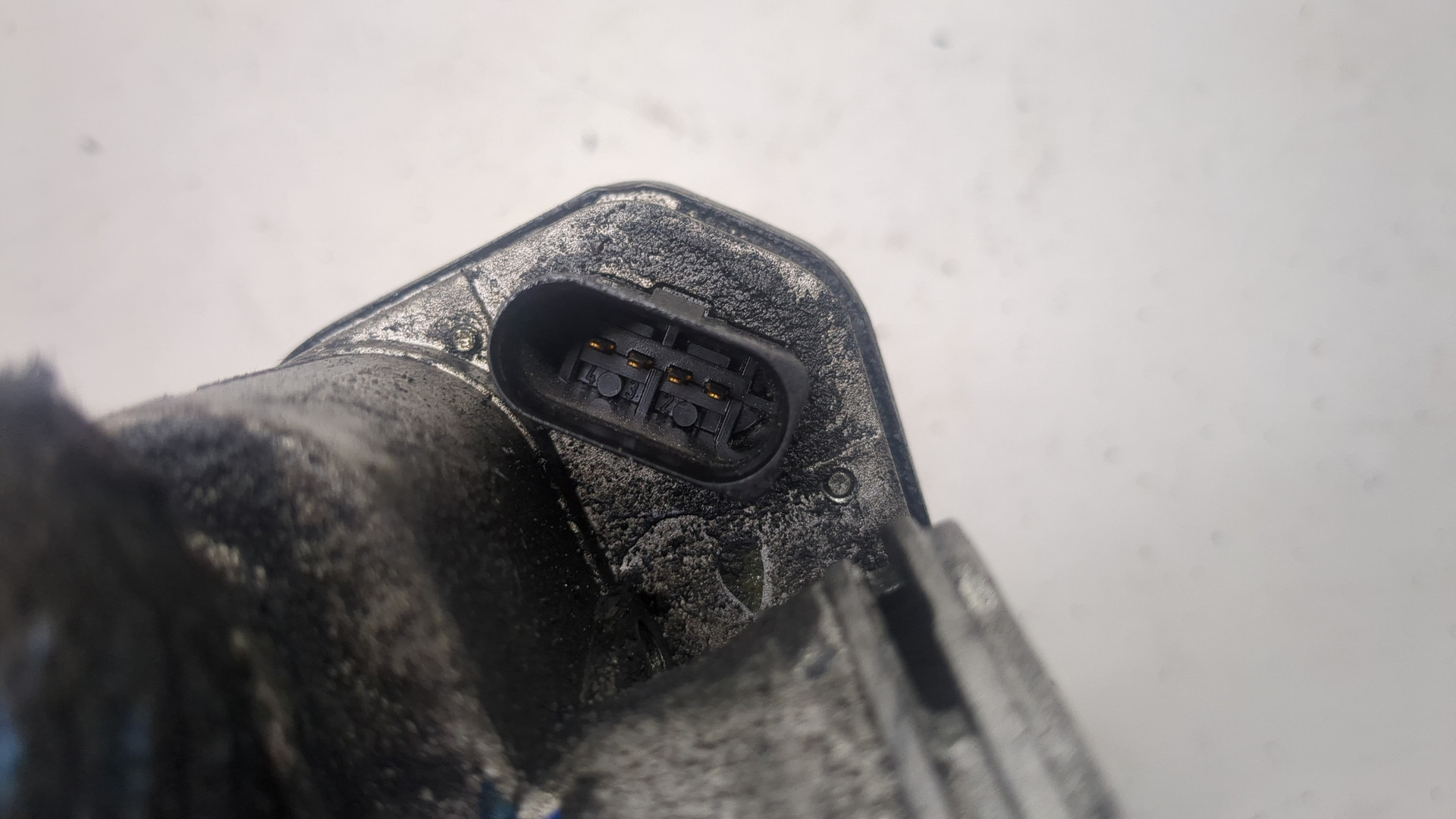 Заслонка дроссельная электрическая