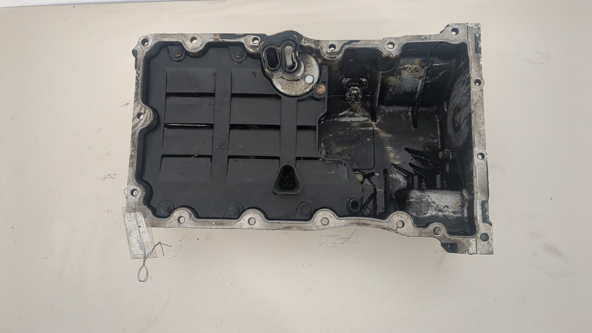 Поддон масляный двигателя (картер)