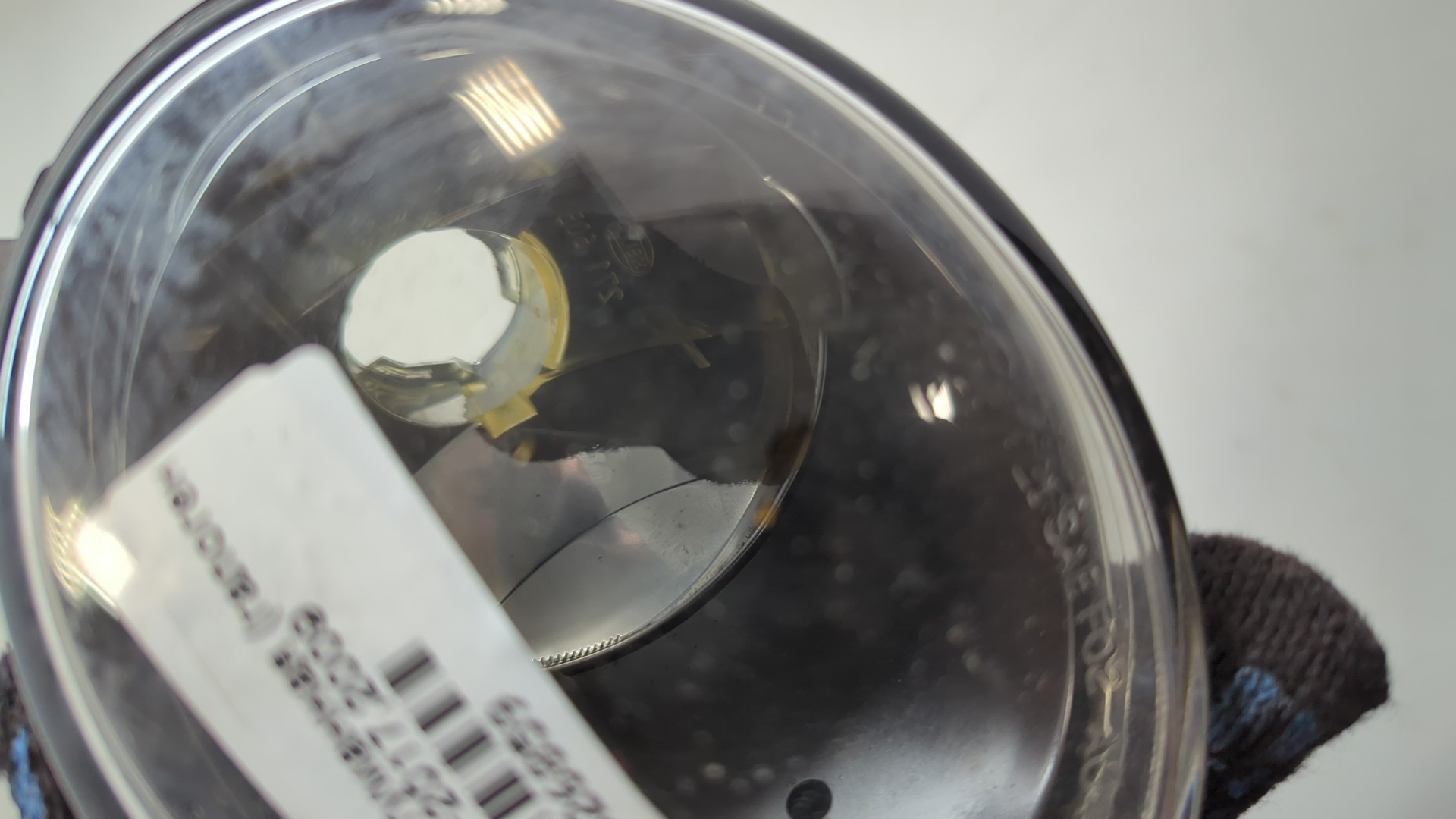 Фара противотуманная левая