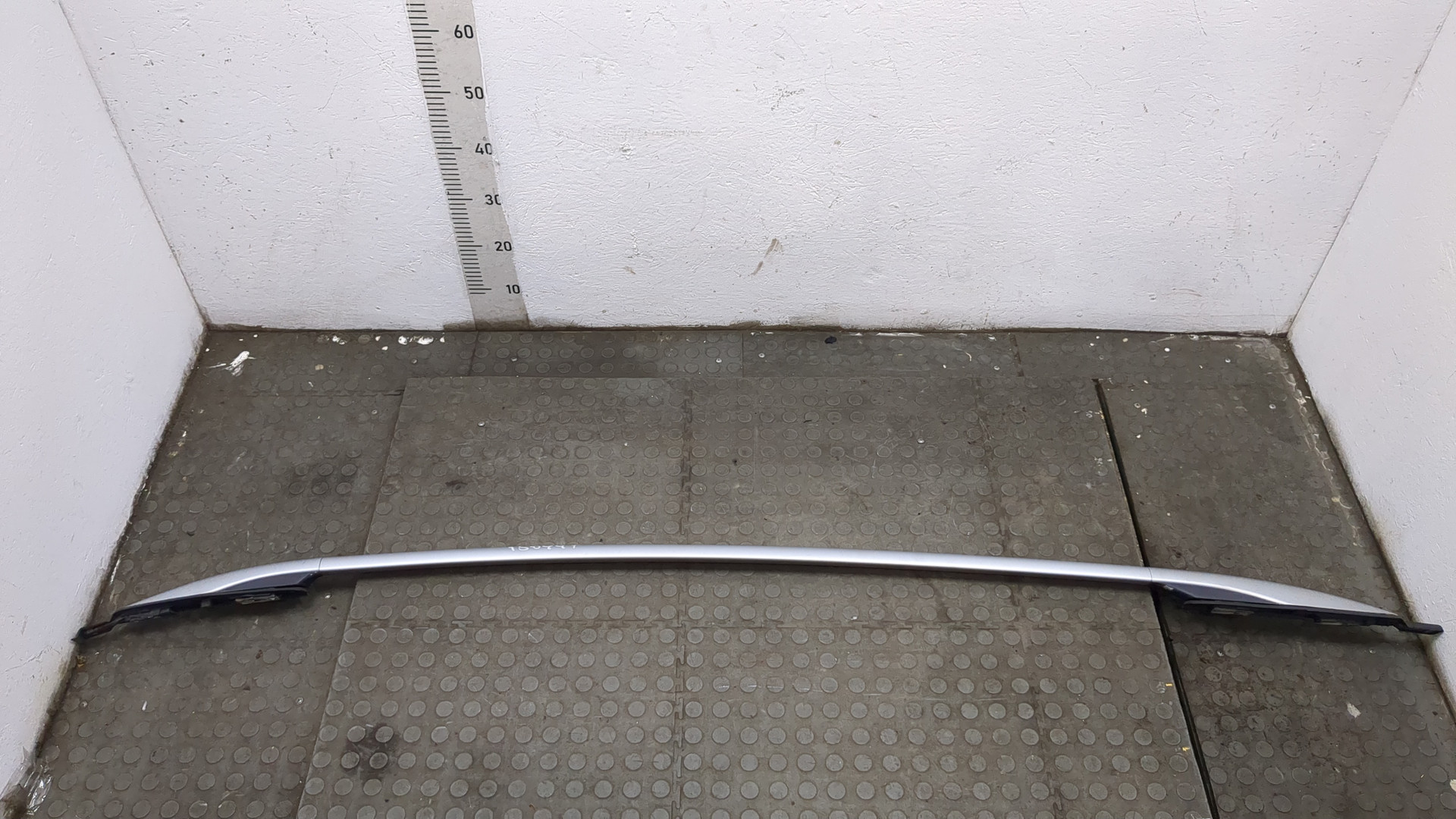 Рейлинг (релинг) левый (планка на крышу)