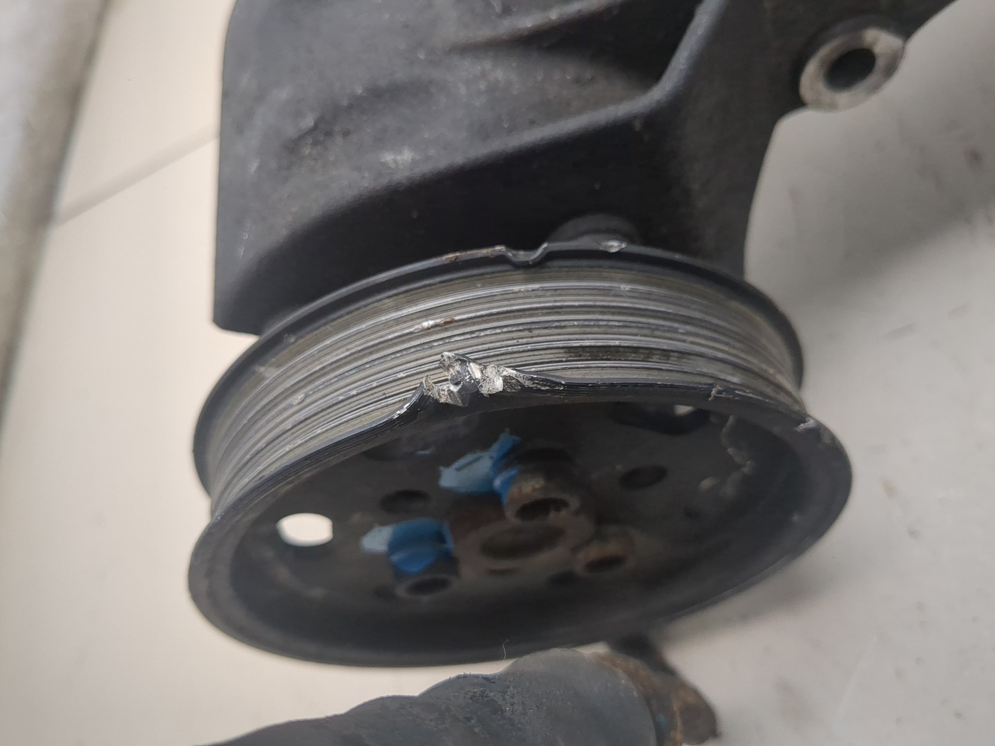 Насос ГУР (гидроусилитель руля)