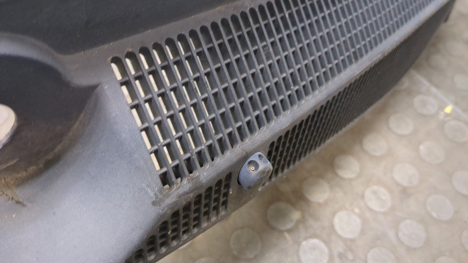 Решетка стеклоочистителей (Жабо)