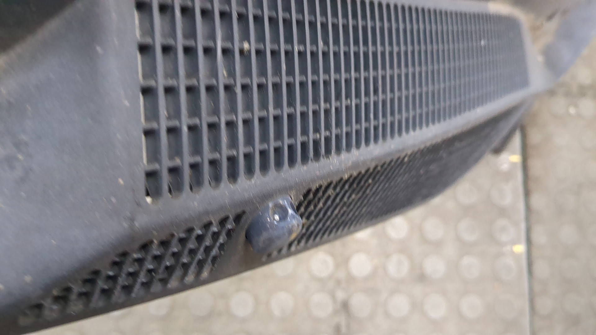 Решетка стеклоочистителей (Жабо)