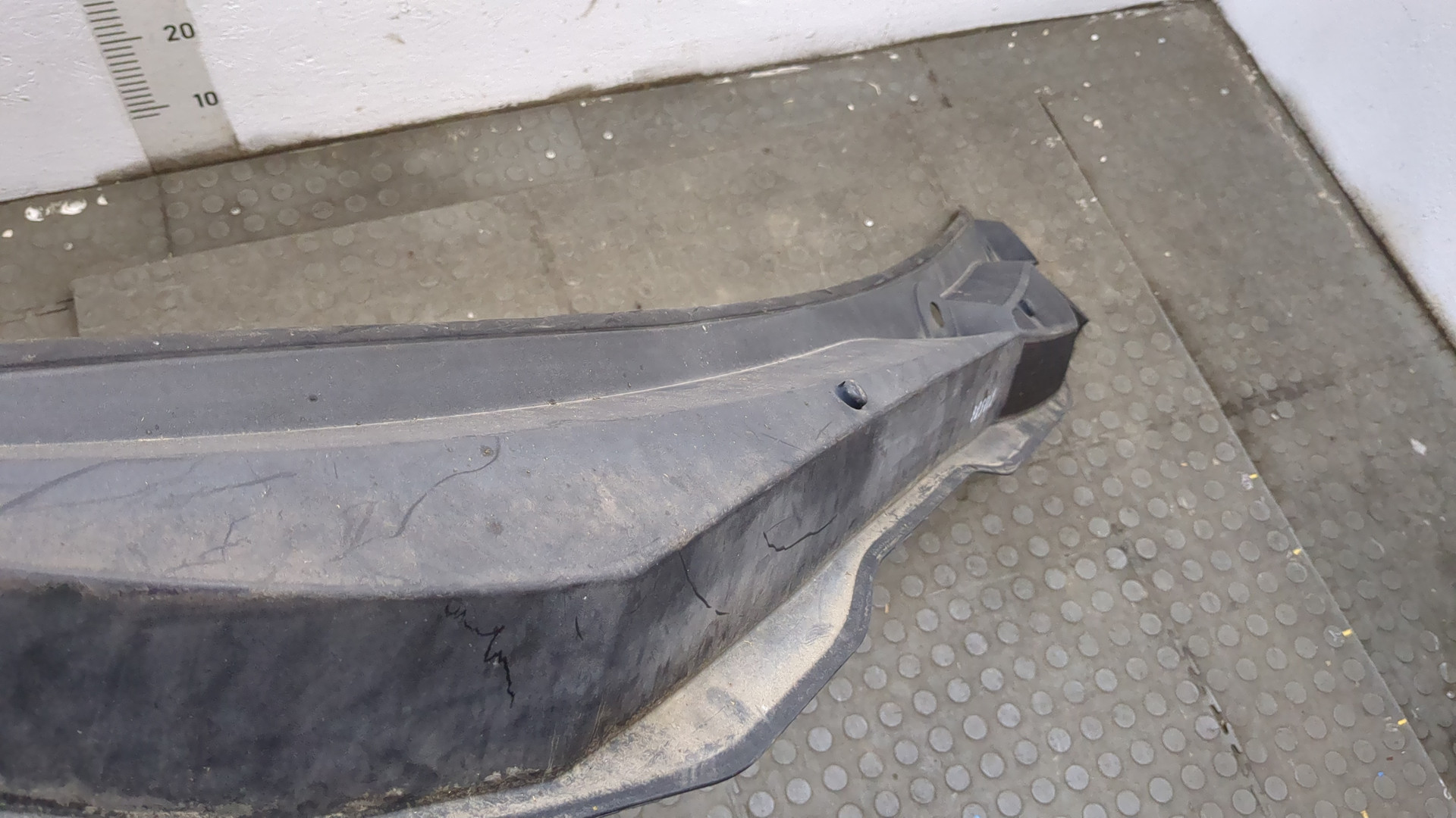 Решетка стеклоочистителей (Жабо)