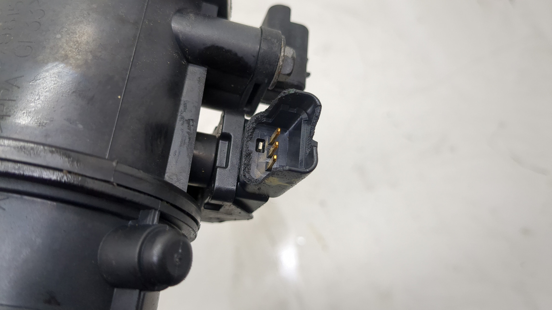 Заслонка дроссельная электрическая