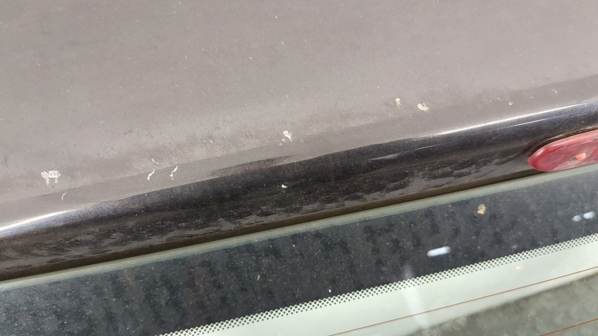 Дверь багажника