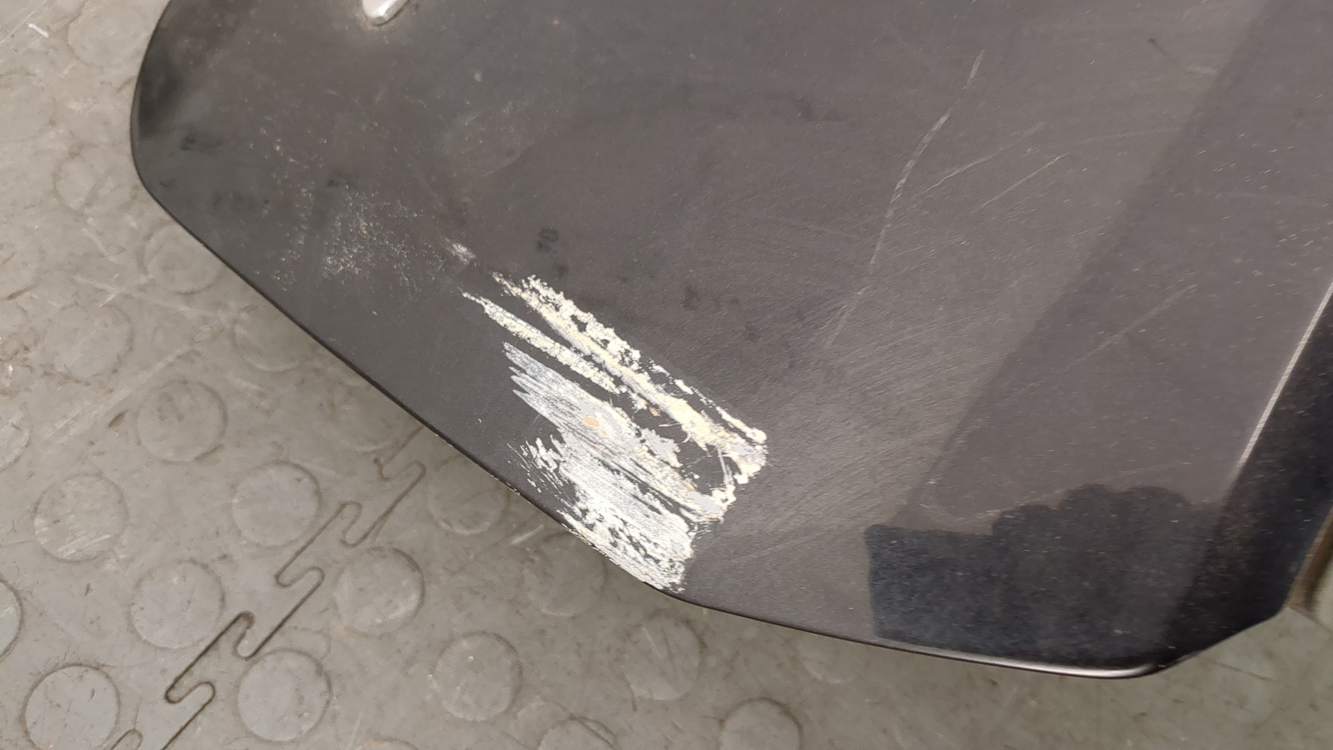 Дверь багажника