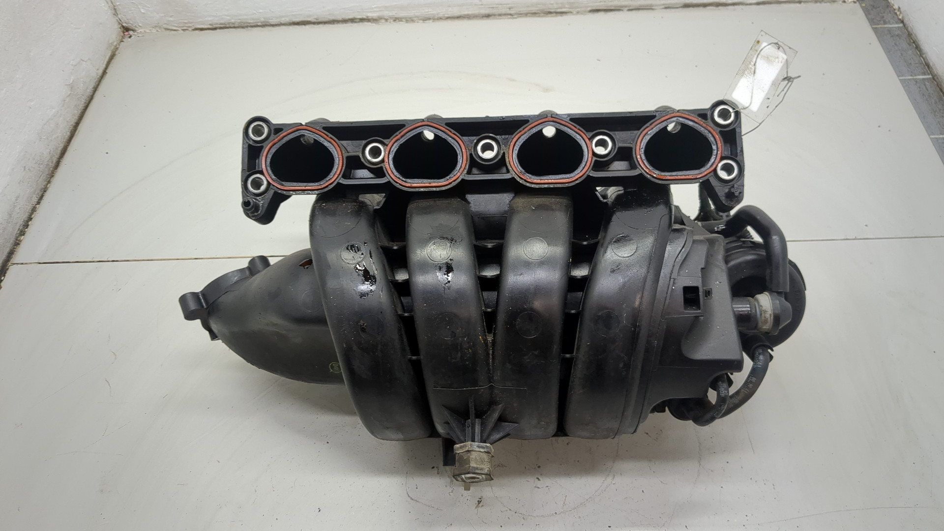 Коллектор впускной