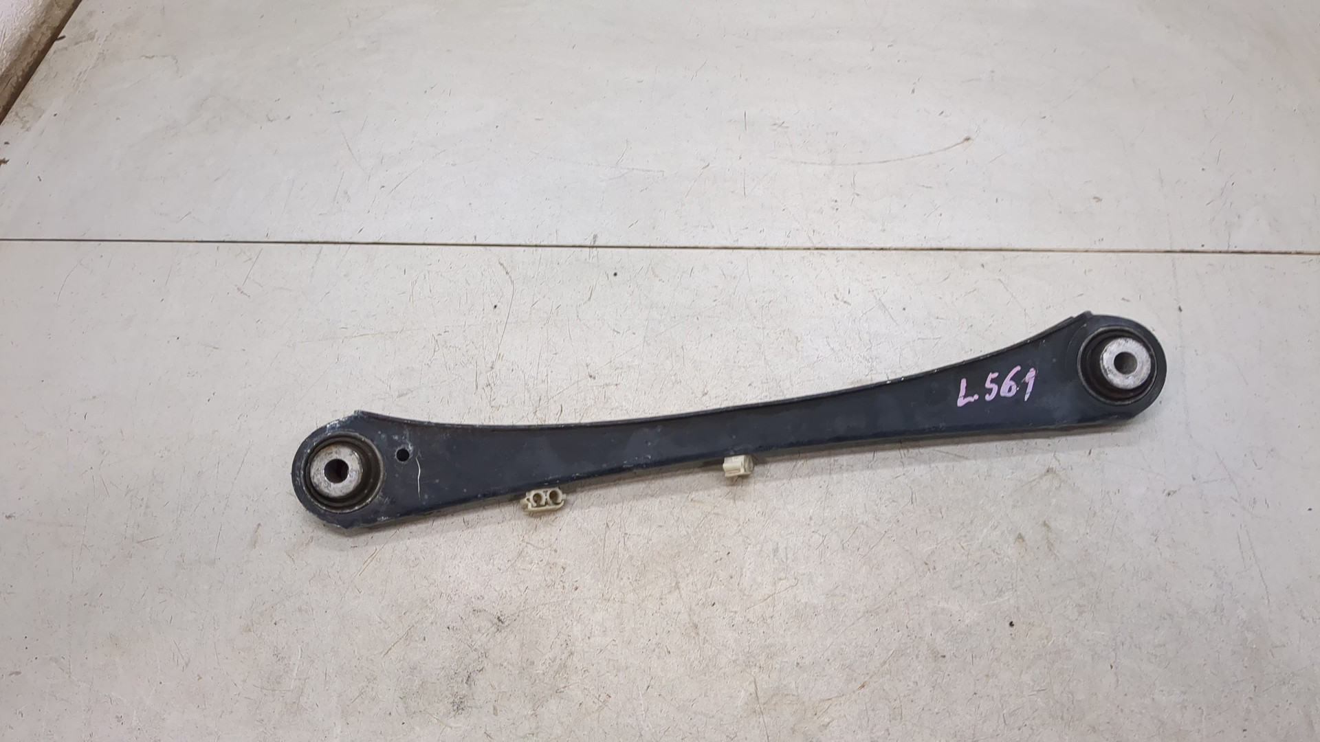 Рычаг задний правый