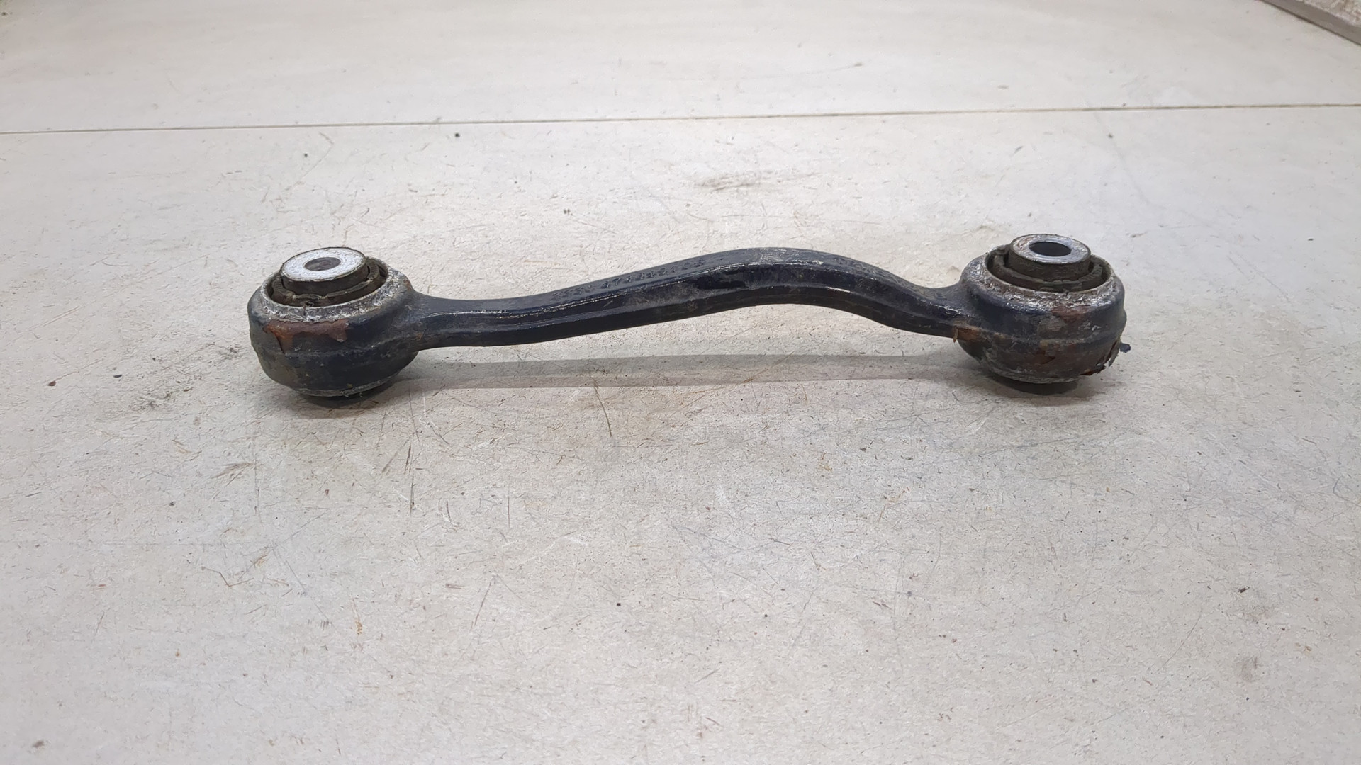 Рычаг задний