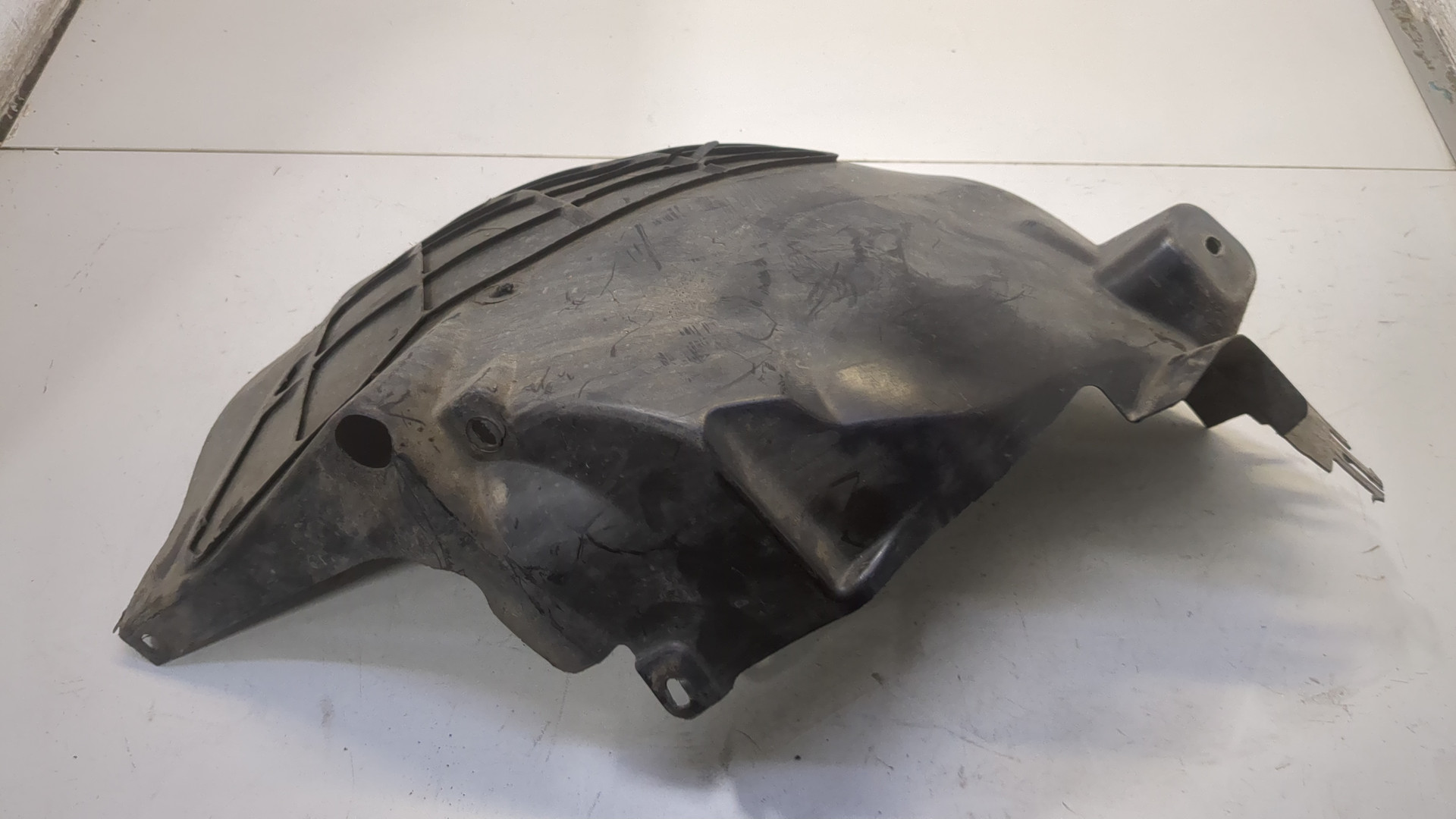 Локер передний правый