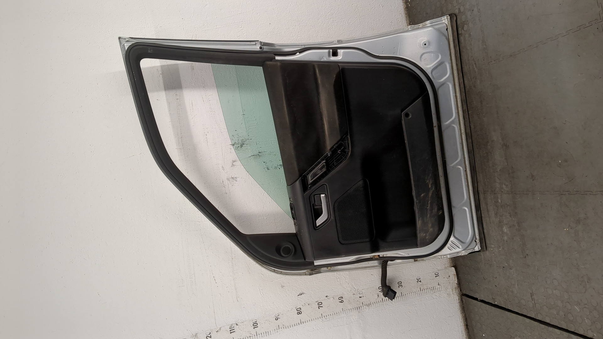 Дверь передняя правая