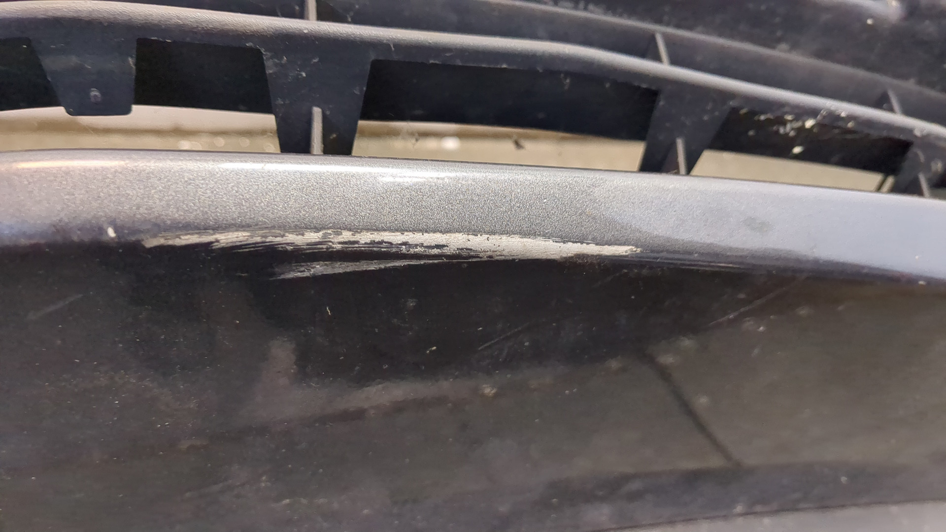 Бампер передний