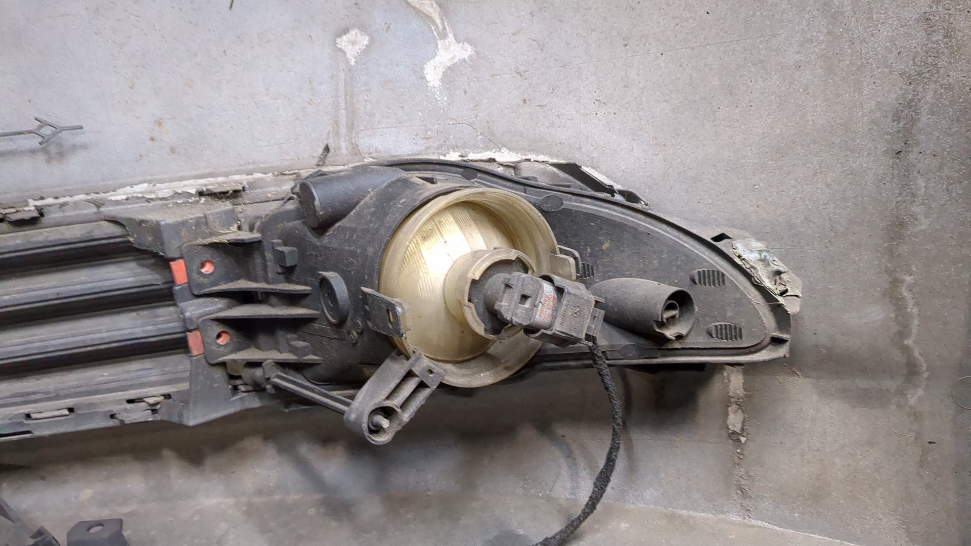 Бампер передний