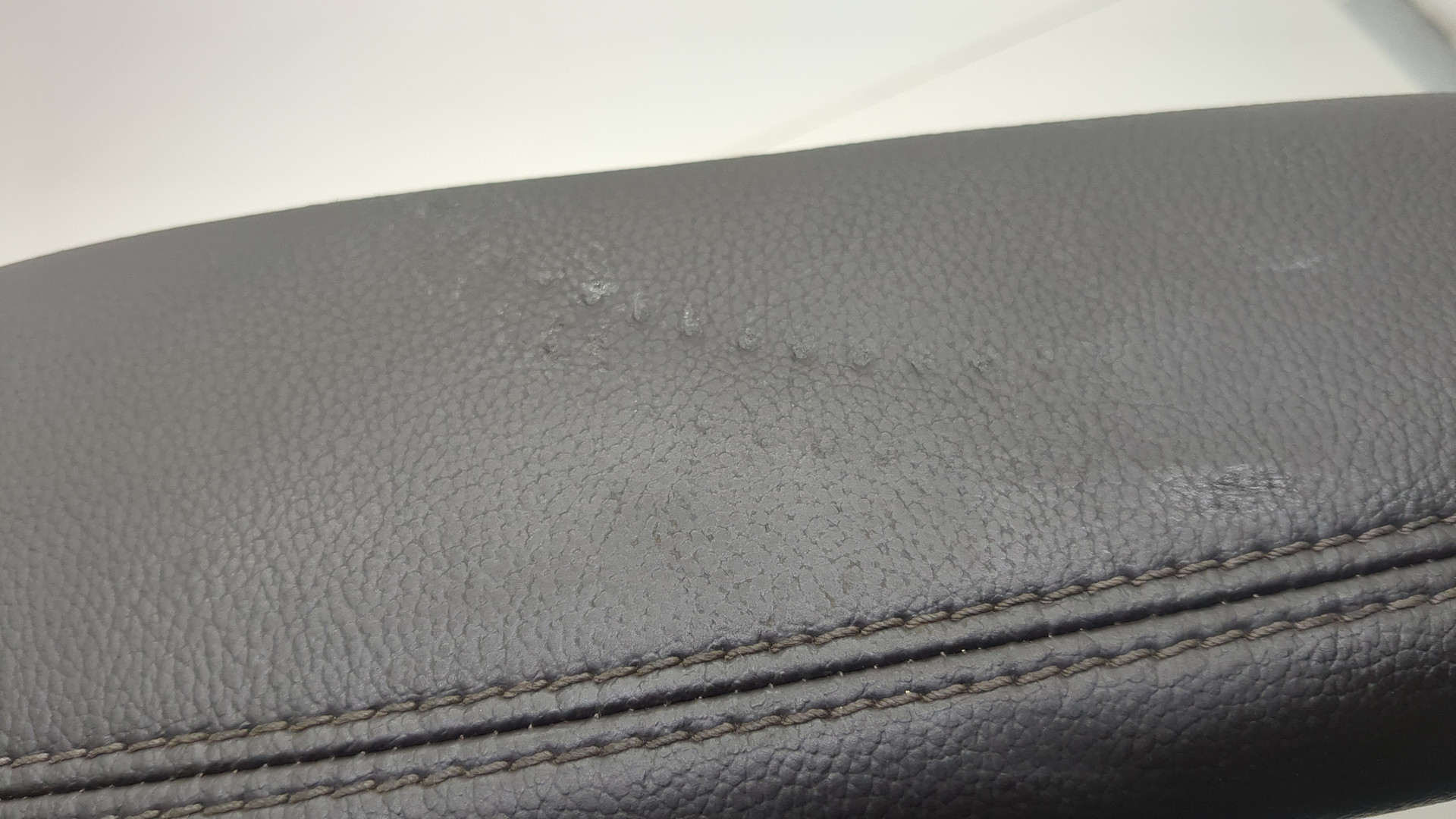 Кнопка стеклоподъемника