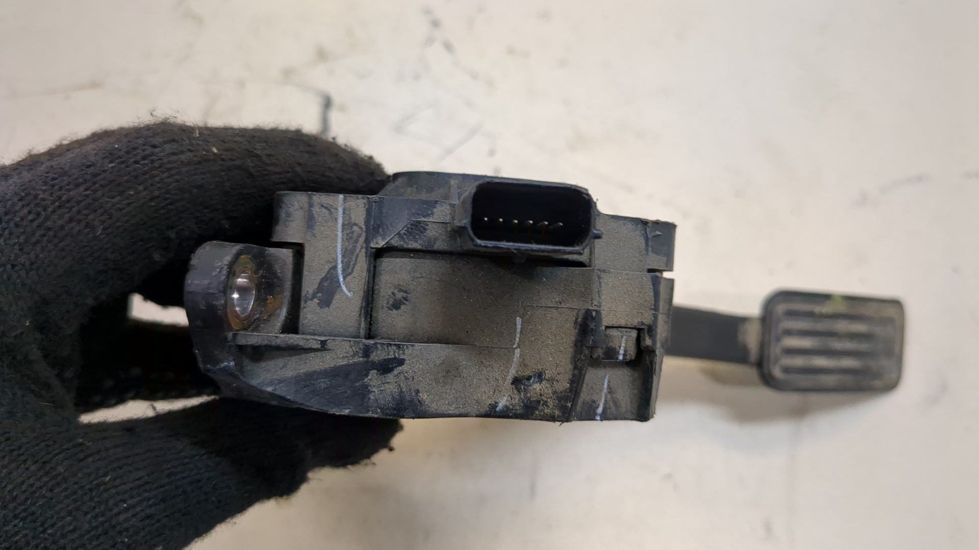 Педаль газа