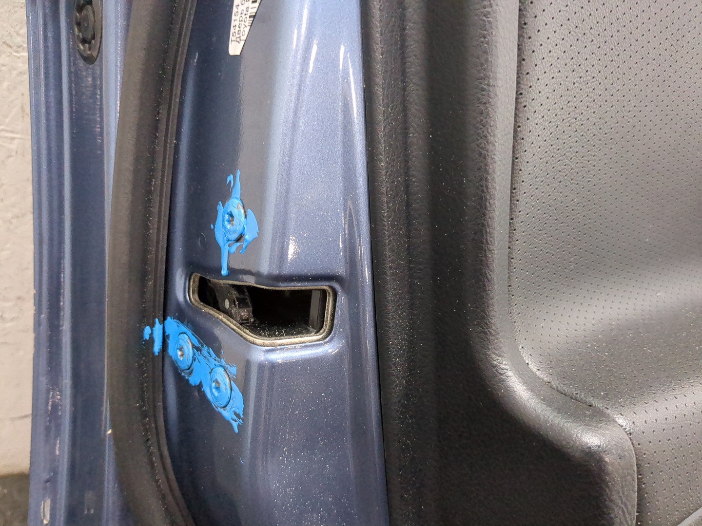 Дверь передняя левая