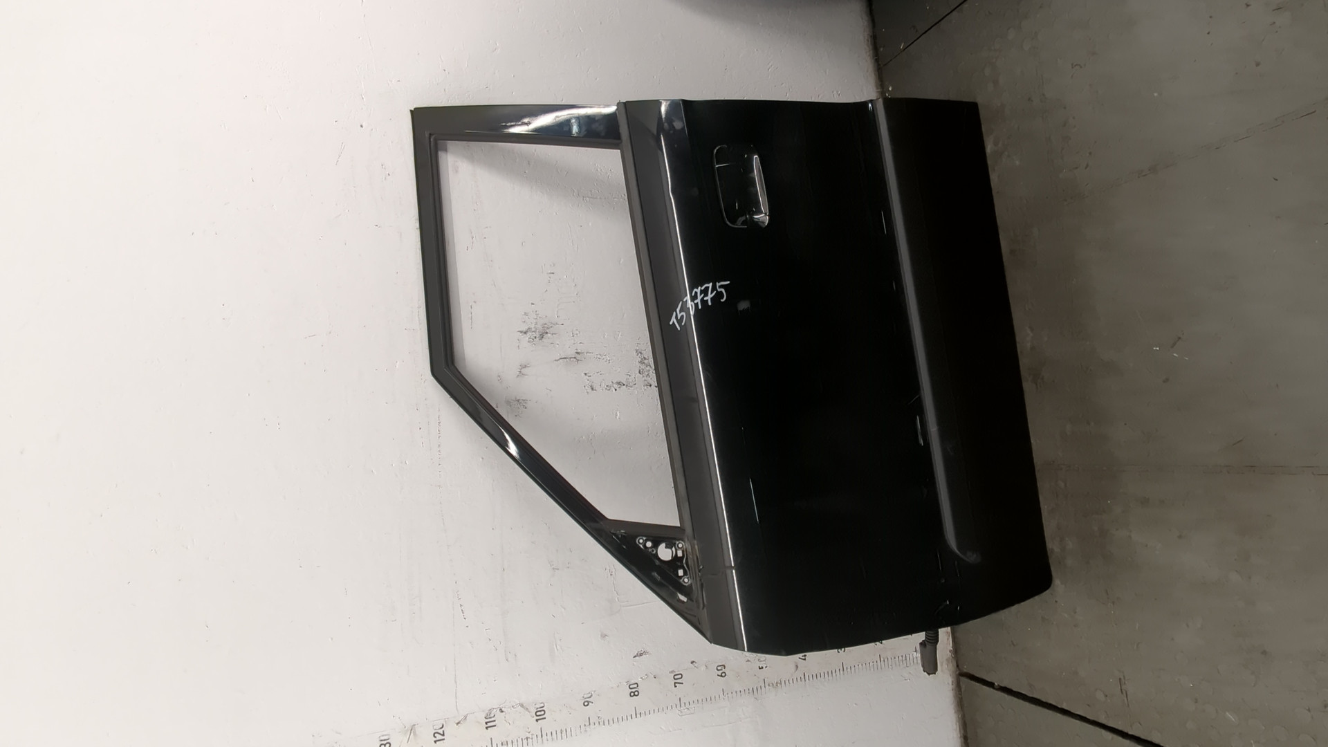 Дверь передняя левая