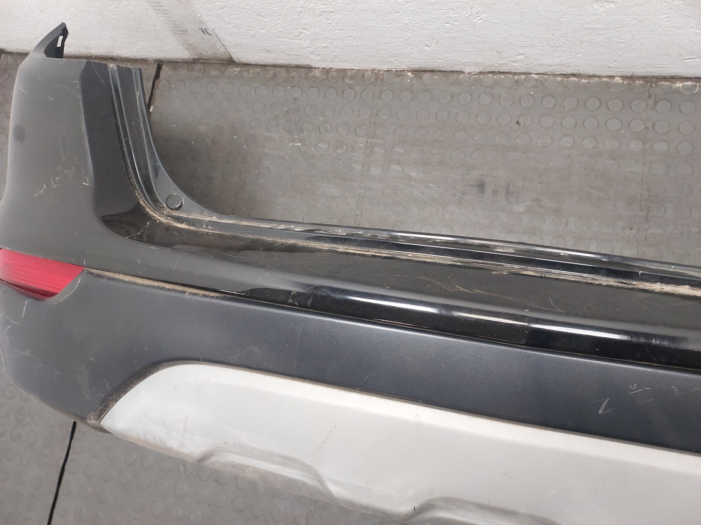 Бампер задний