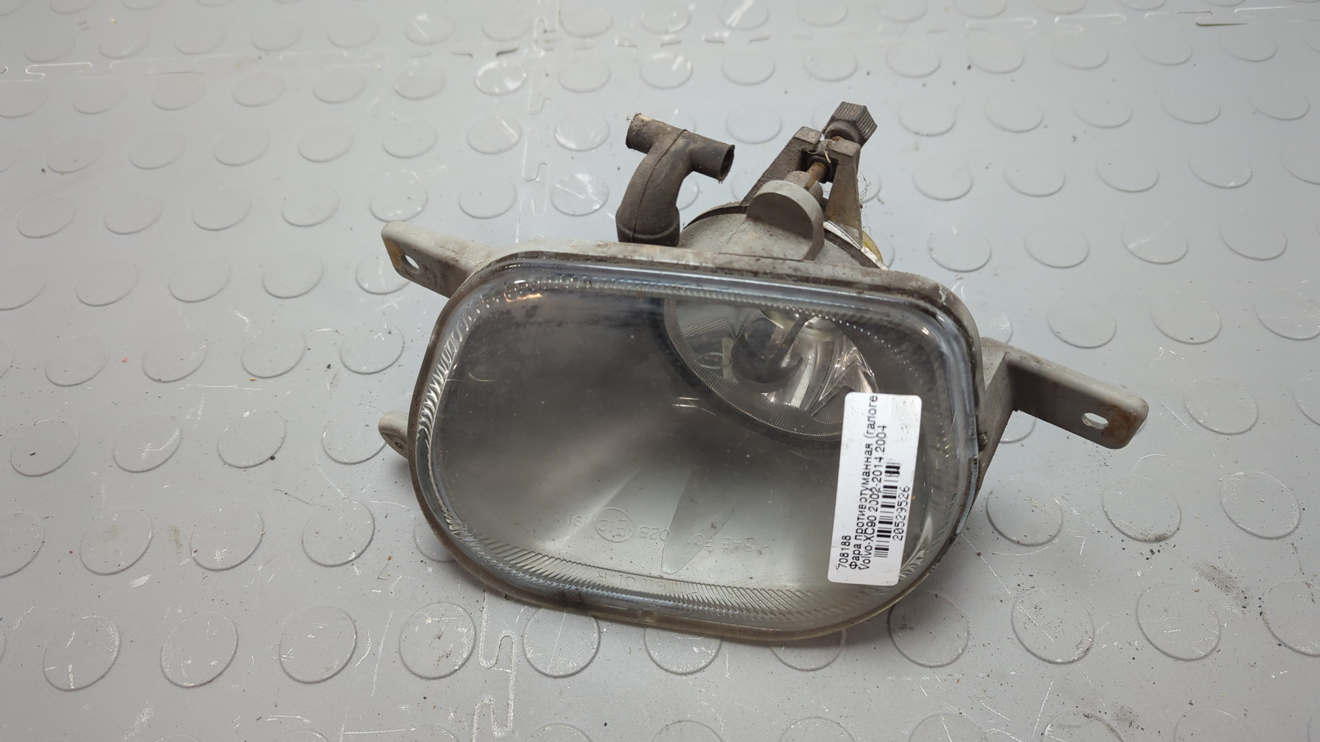 Фара противотуманная правая