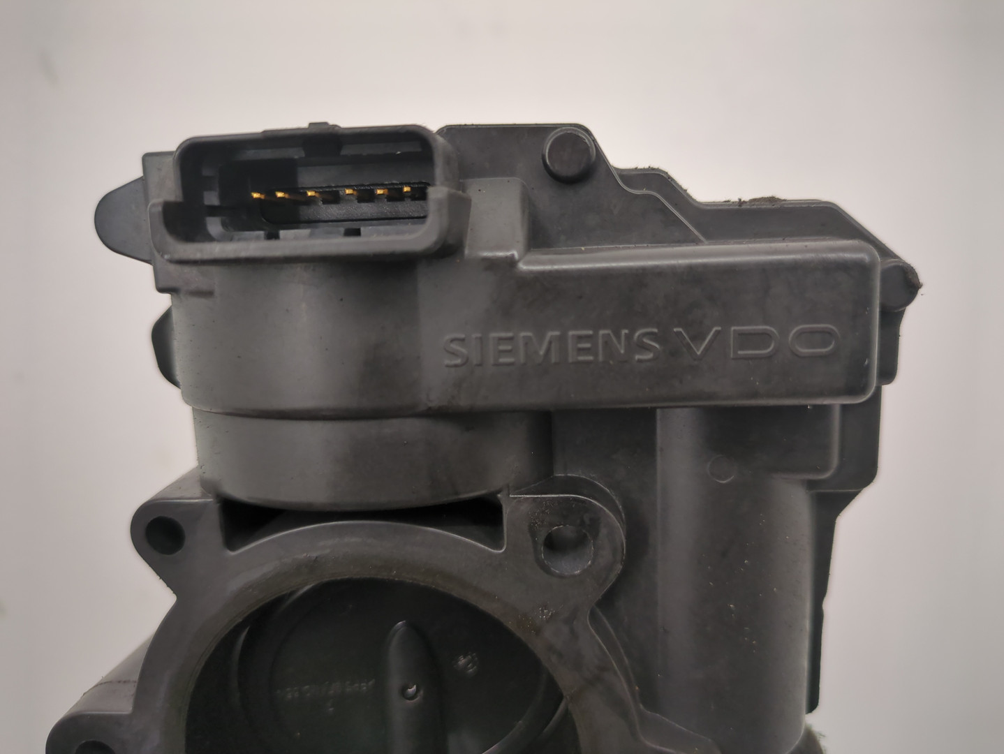 Заслонка дроссельная электрическая