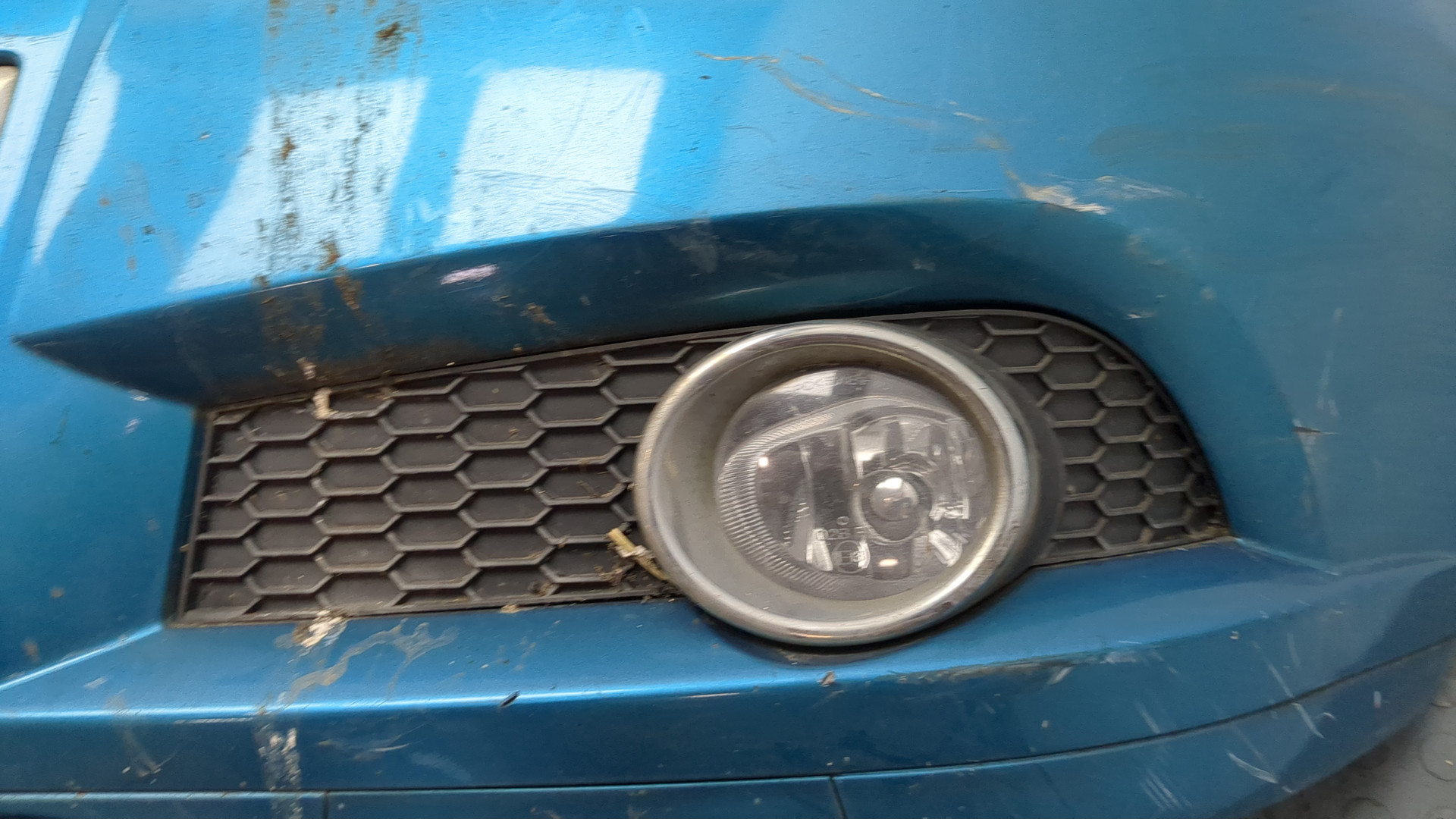 Бампер передний