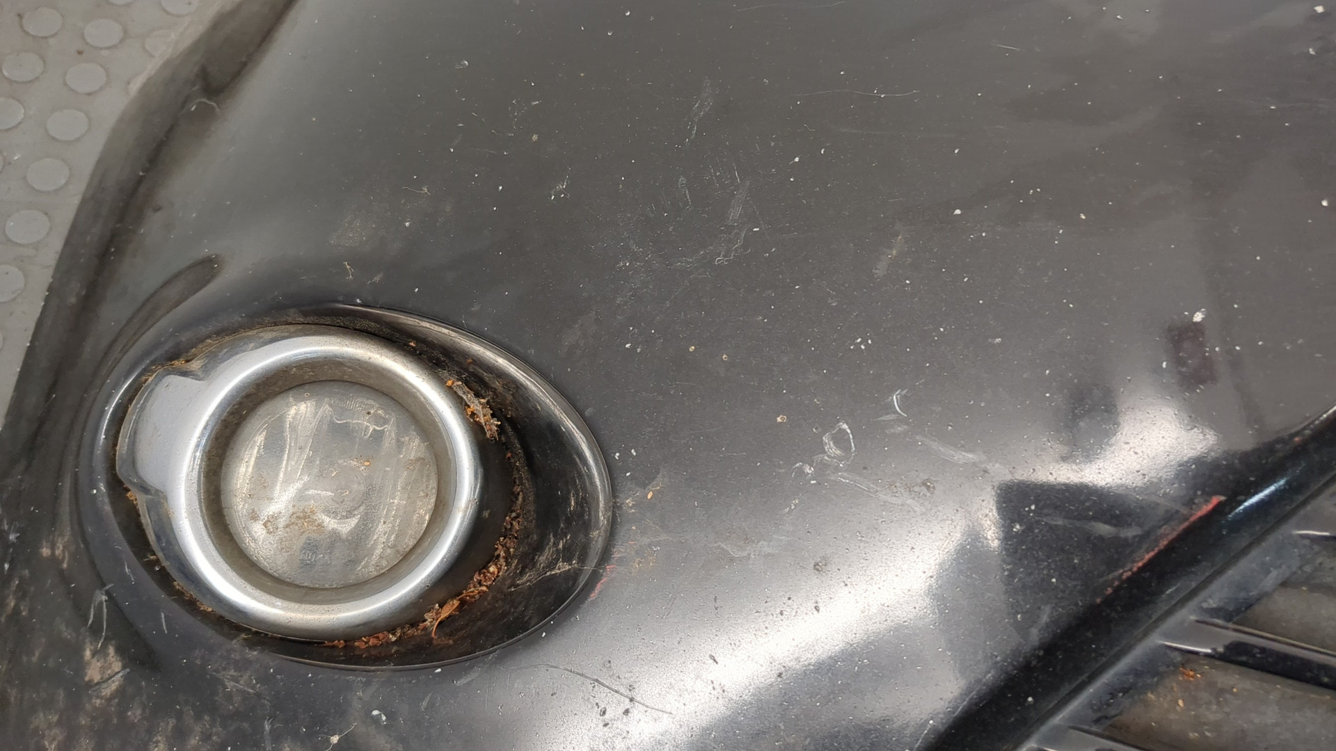 Бампер передний