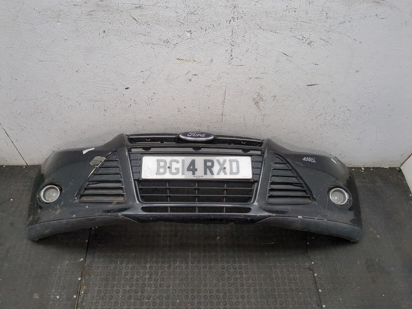 Бампер передний