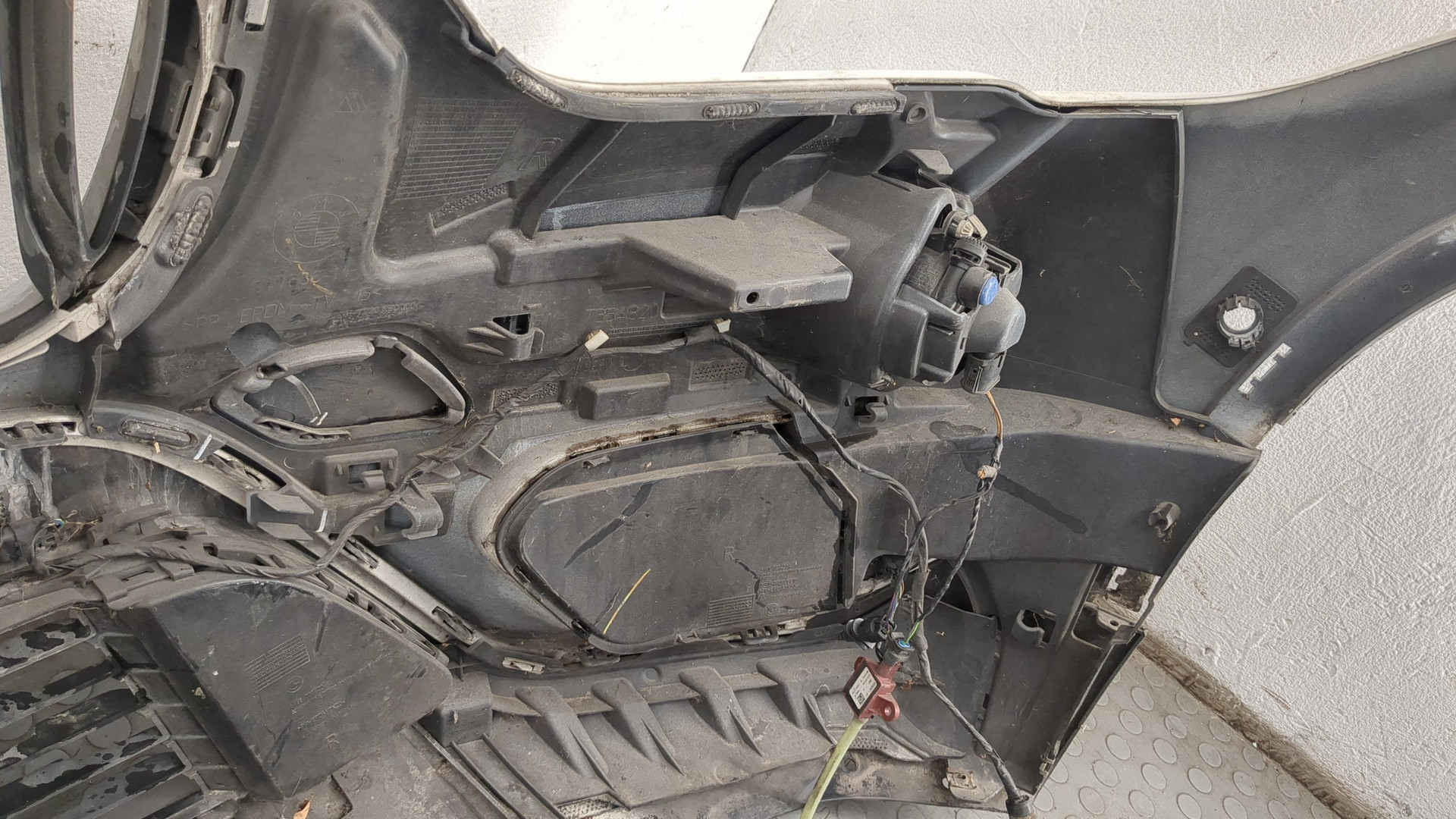 Бампер передний