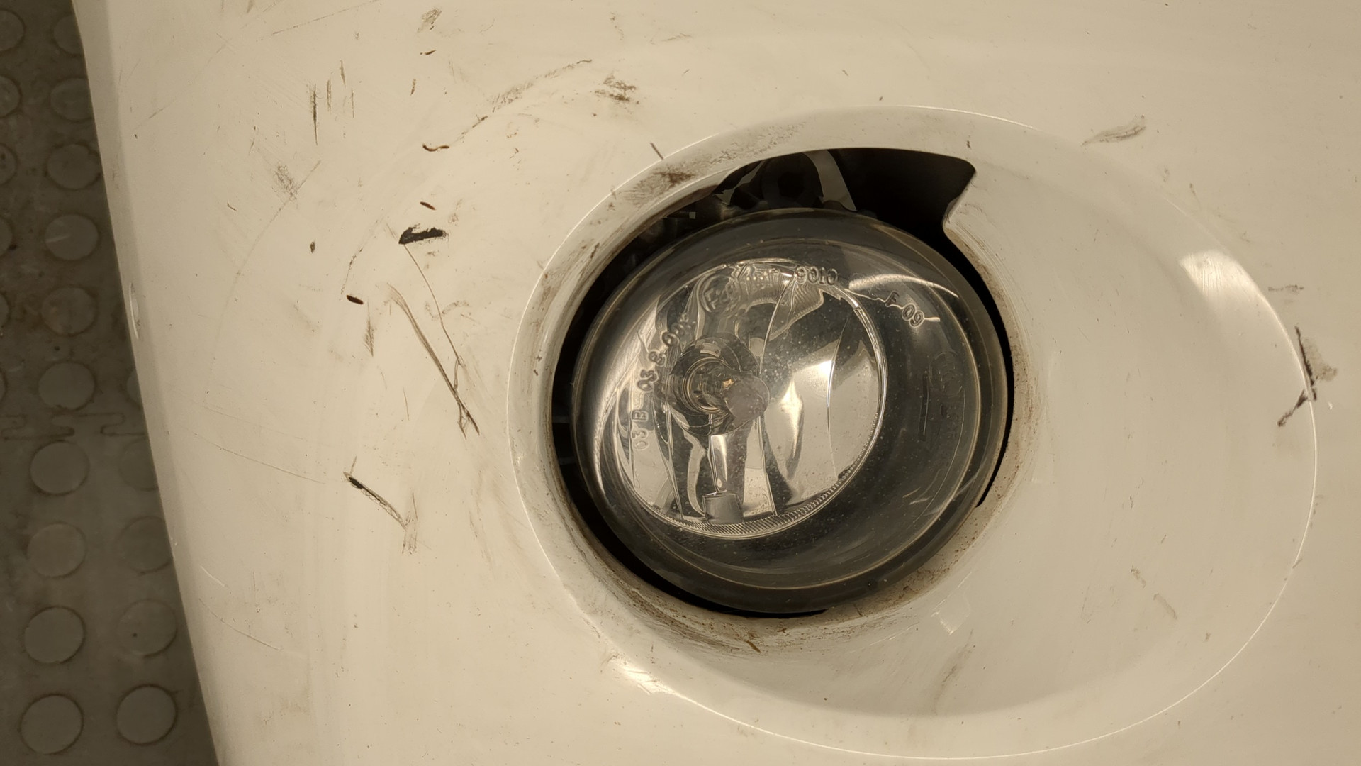 Бампер передний