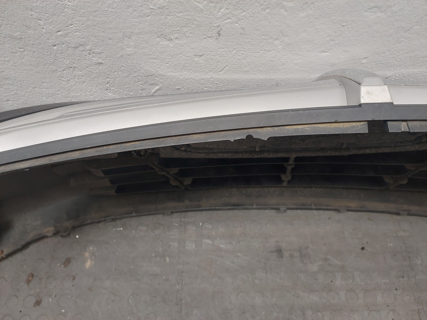 Бампер передний