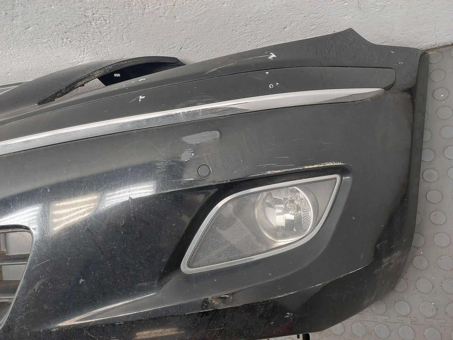 Бампер передний