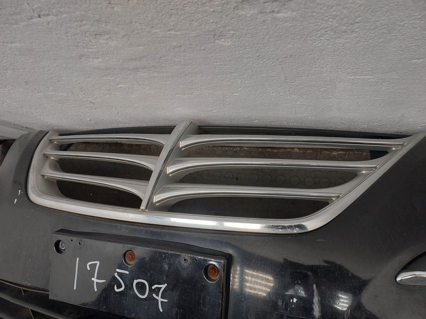 Бампер передний