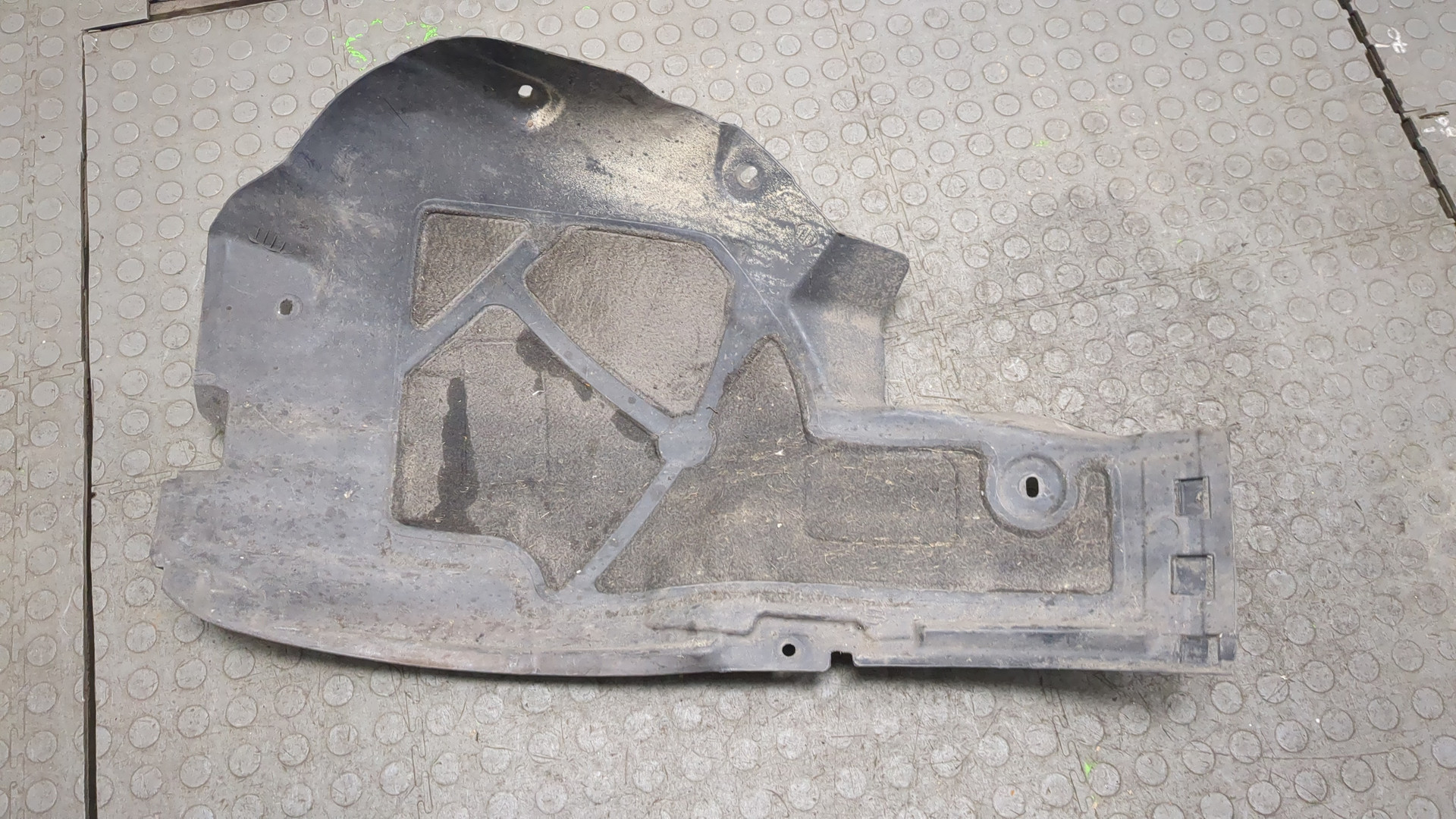 Локер передний левый