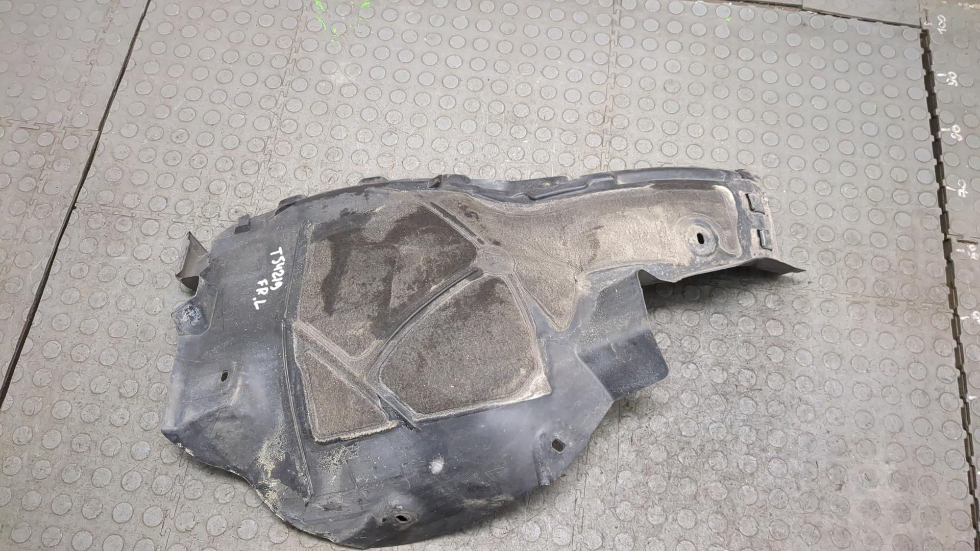 Локер передний левый