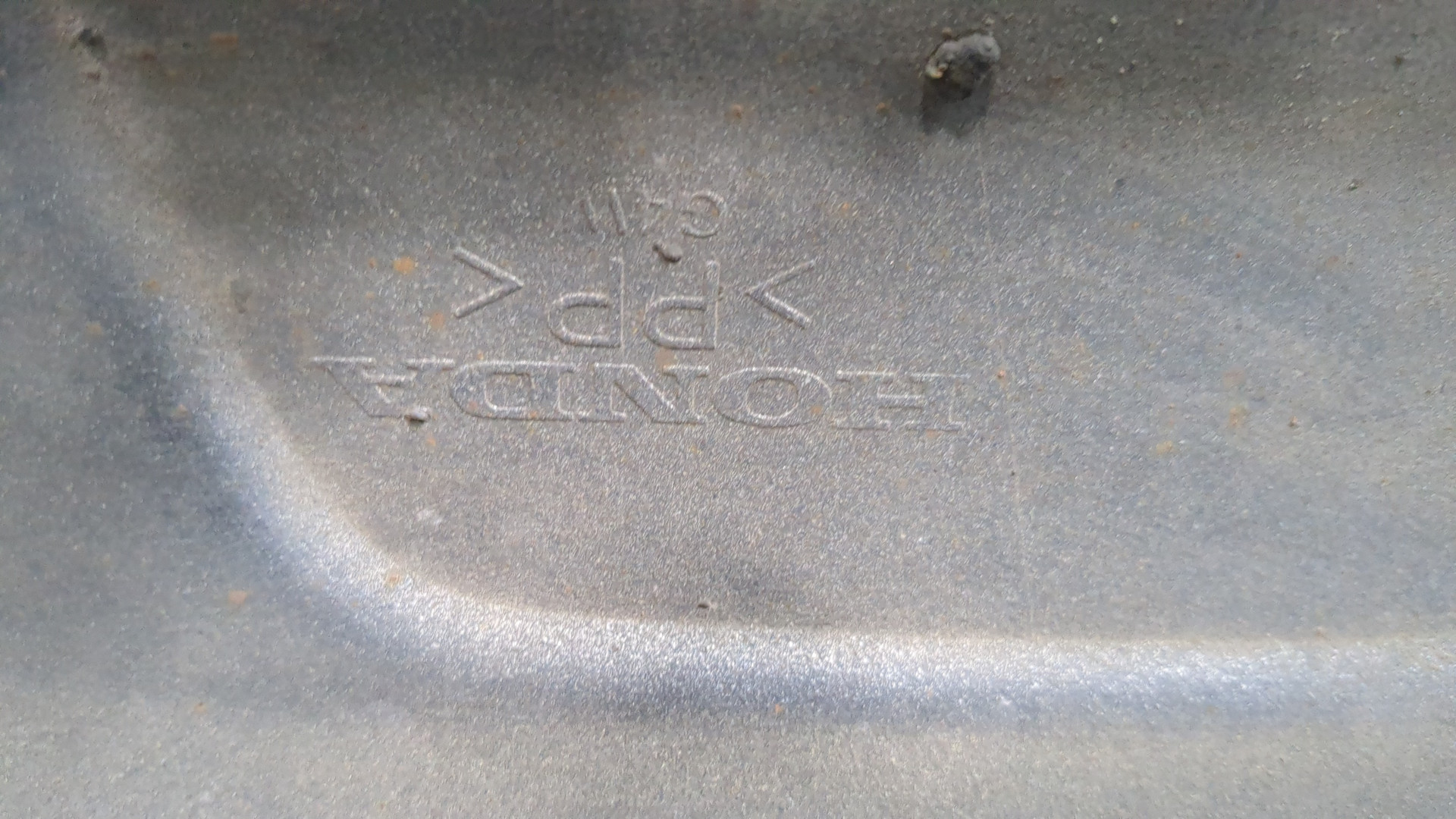 Бампер задний