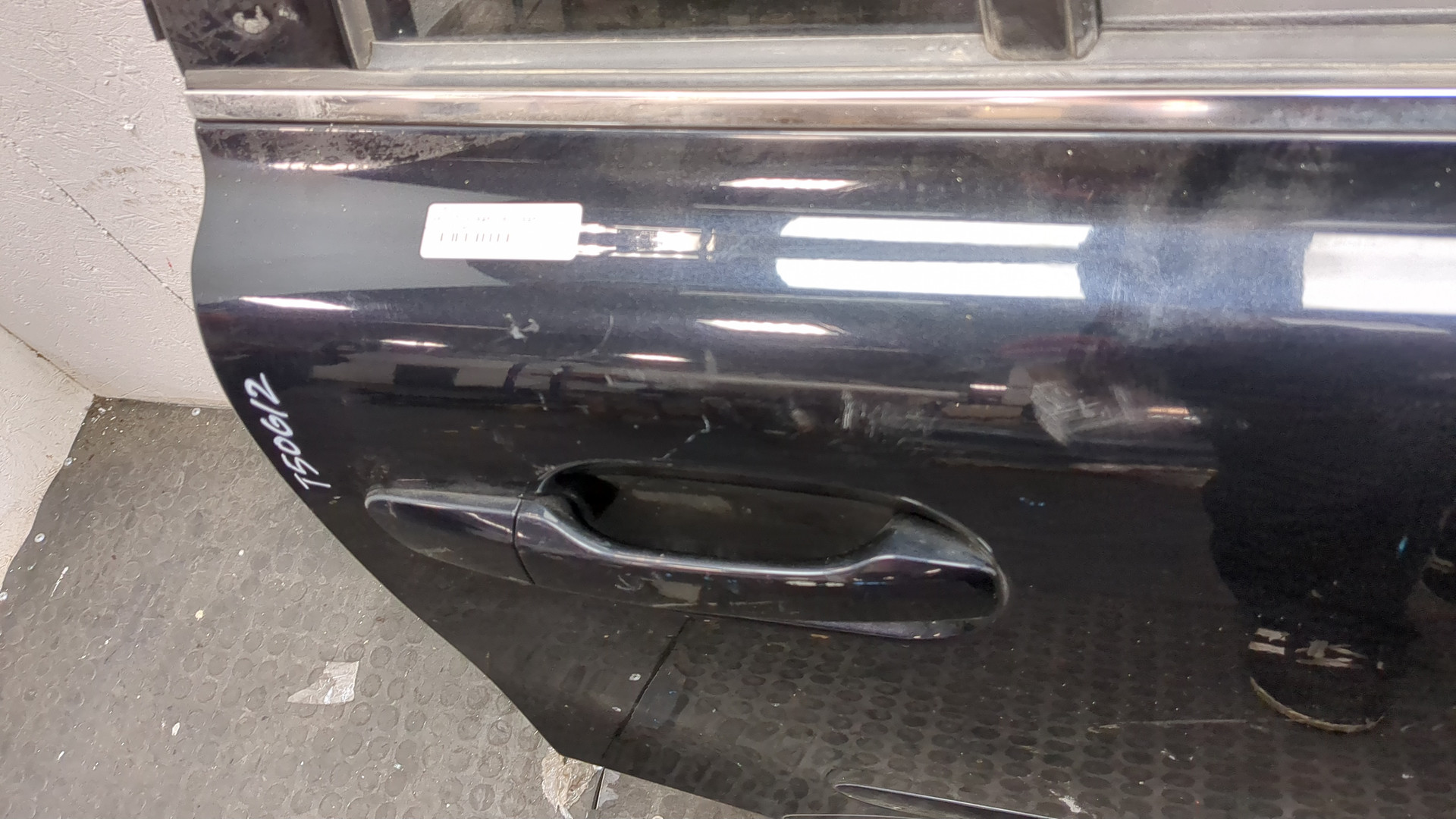 Дверь задняя правая