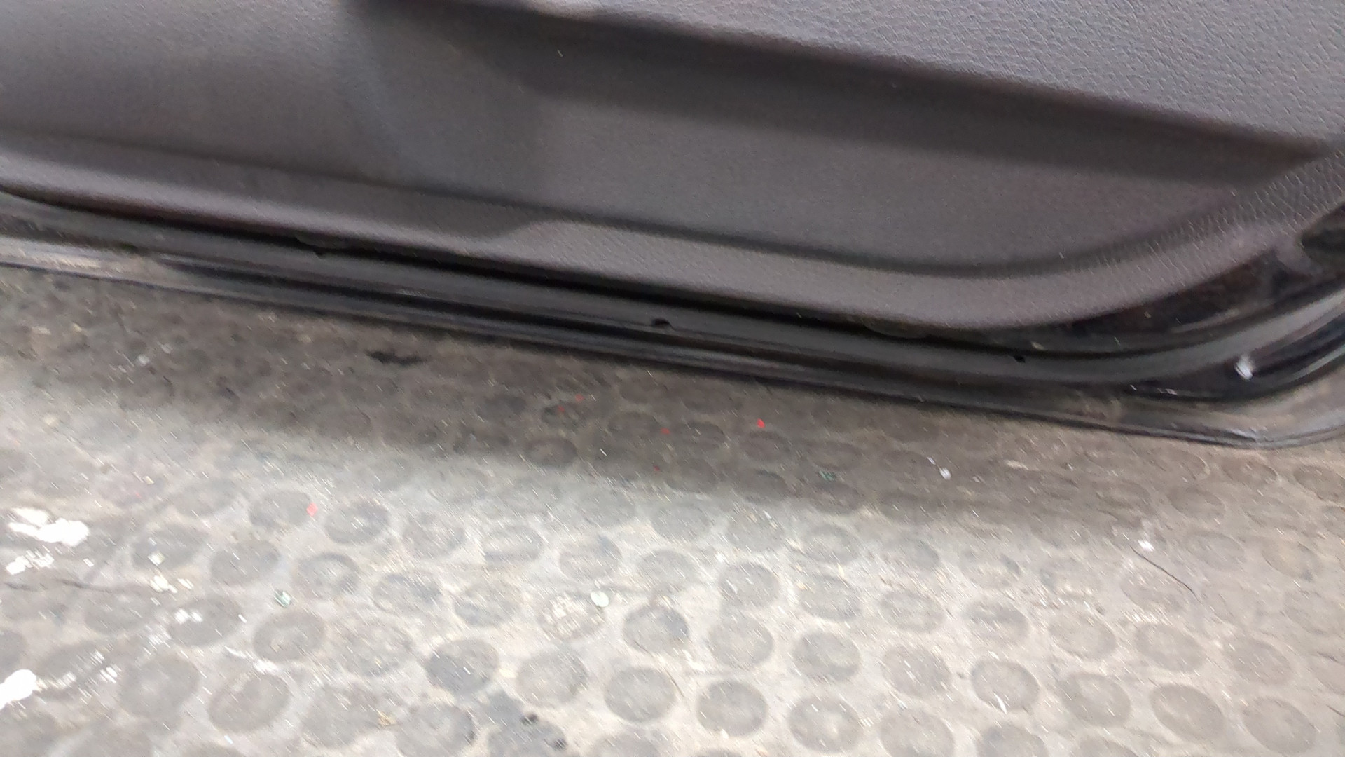 Дверь задняя правая