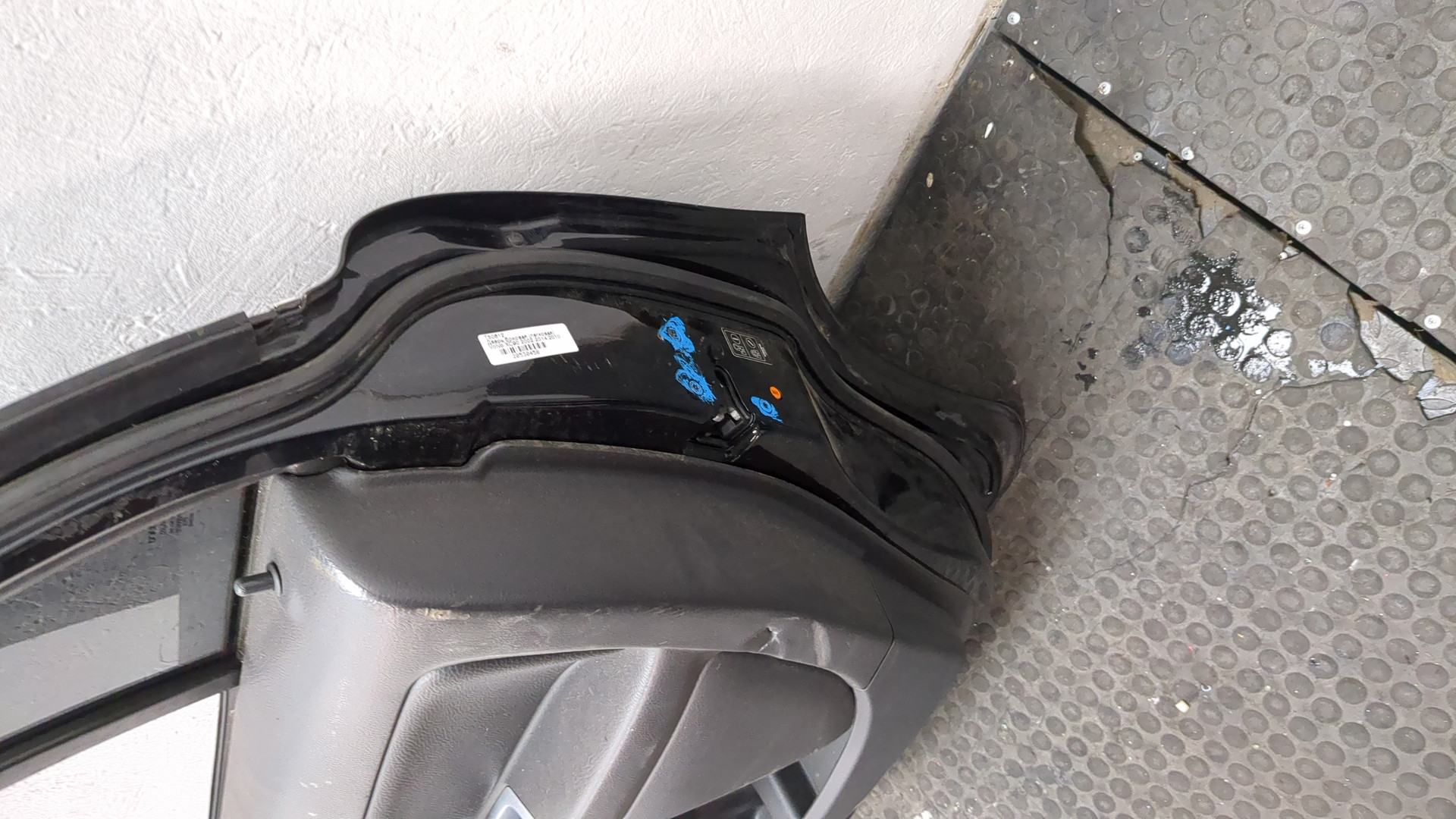 Дверь задняя правая