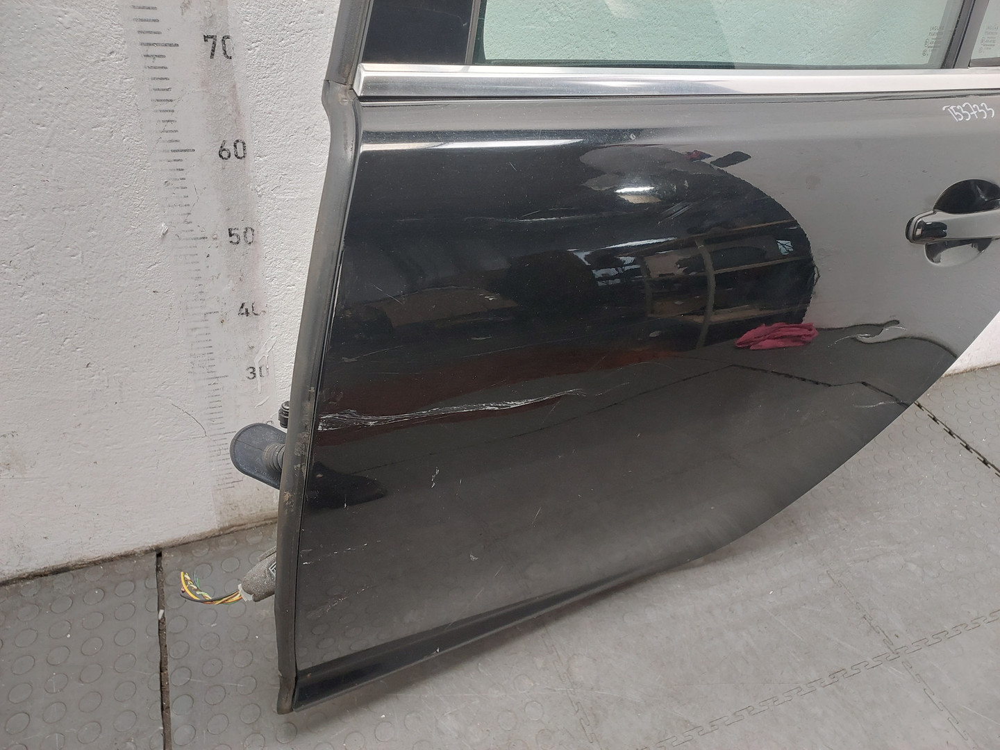 Дверь задняя левая