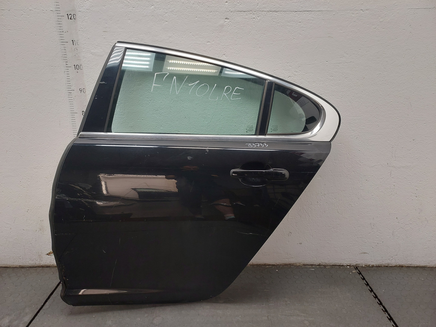 Дверь задняя левая