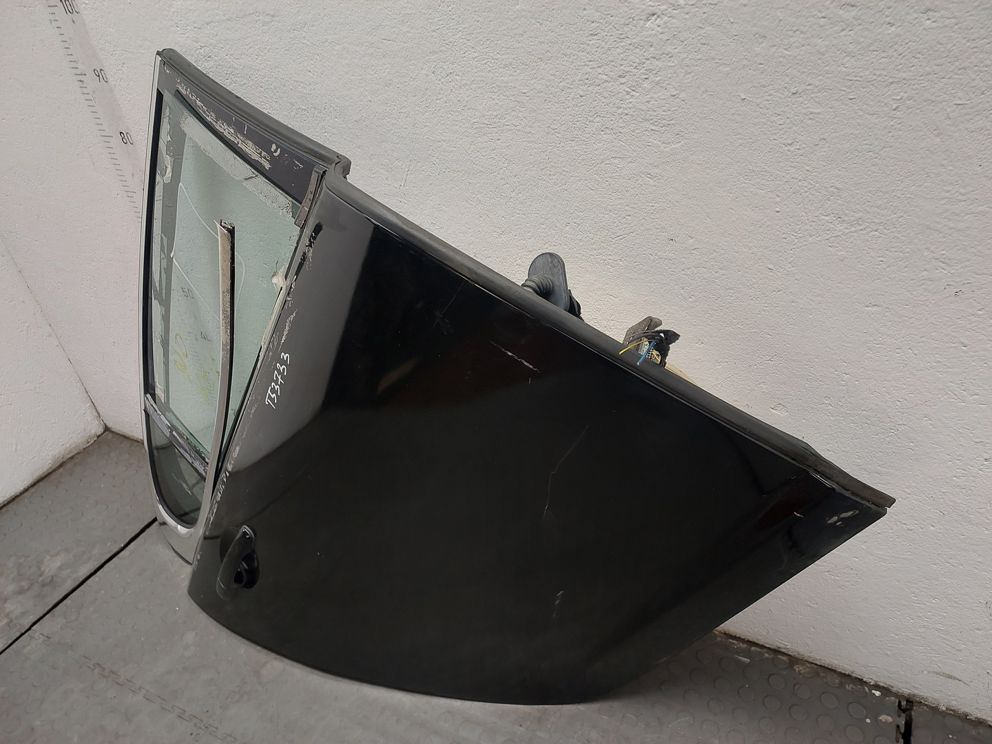 Дверь задняя правая